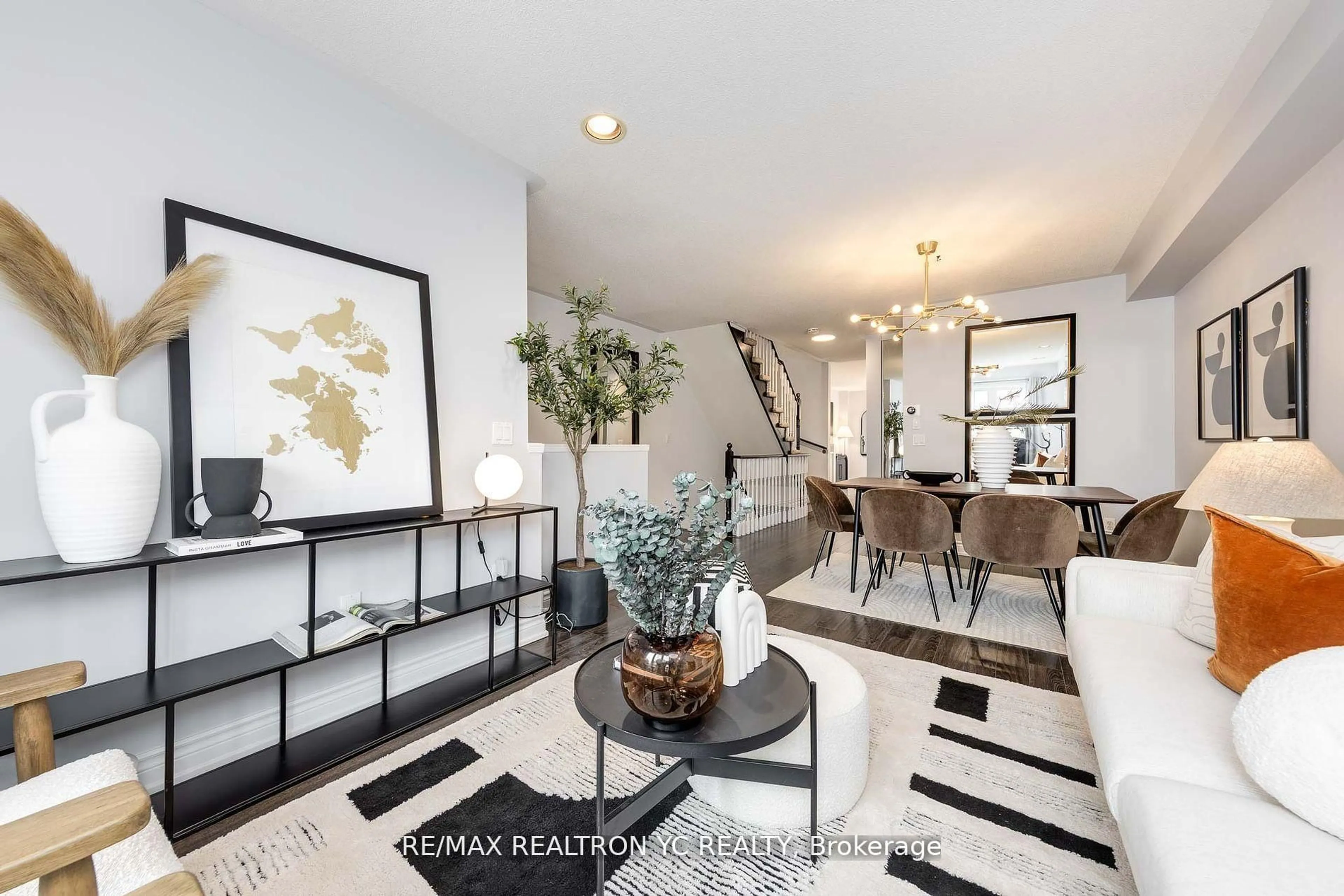 Unknown for 5055 Heatherleigh Ave #151, Mississauga Ontario L5V 2R5