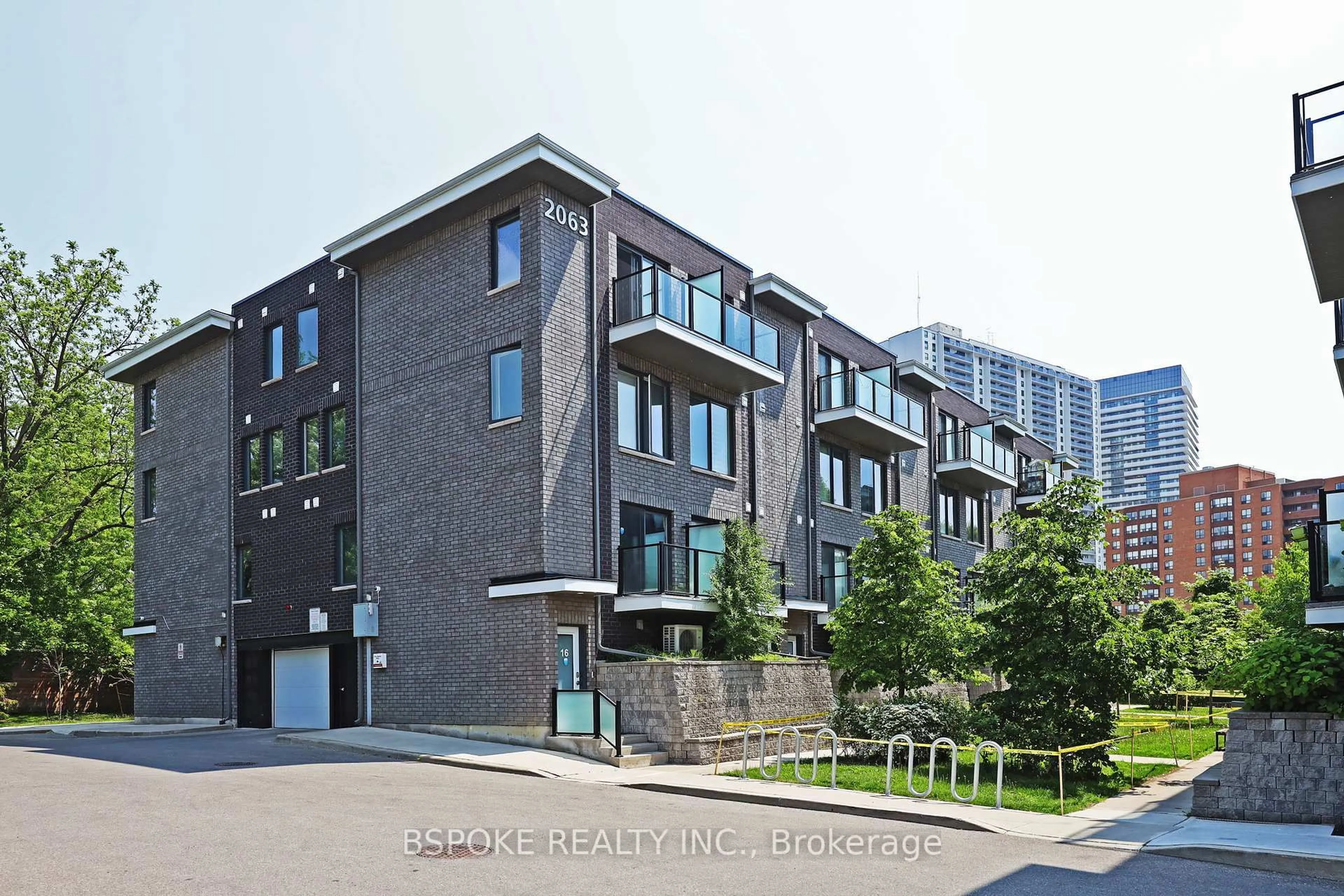 Unknown for 2063 Weston Rd #11, Toronto Ontario M9N 1X7