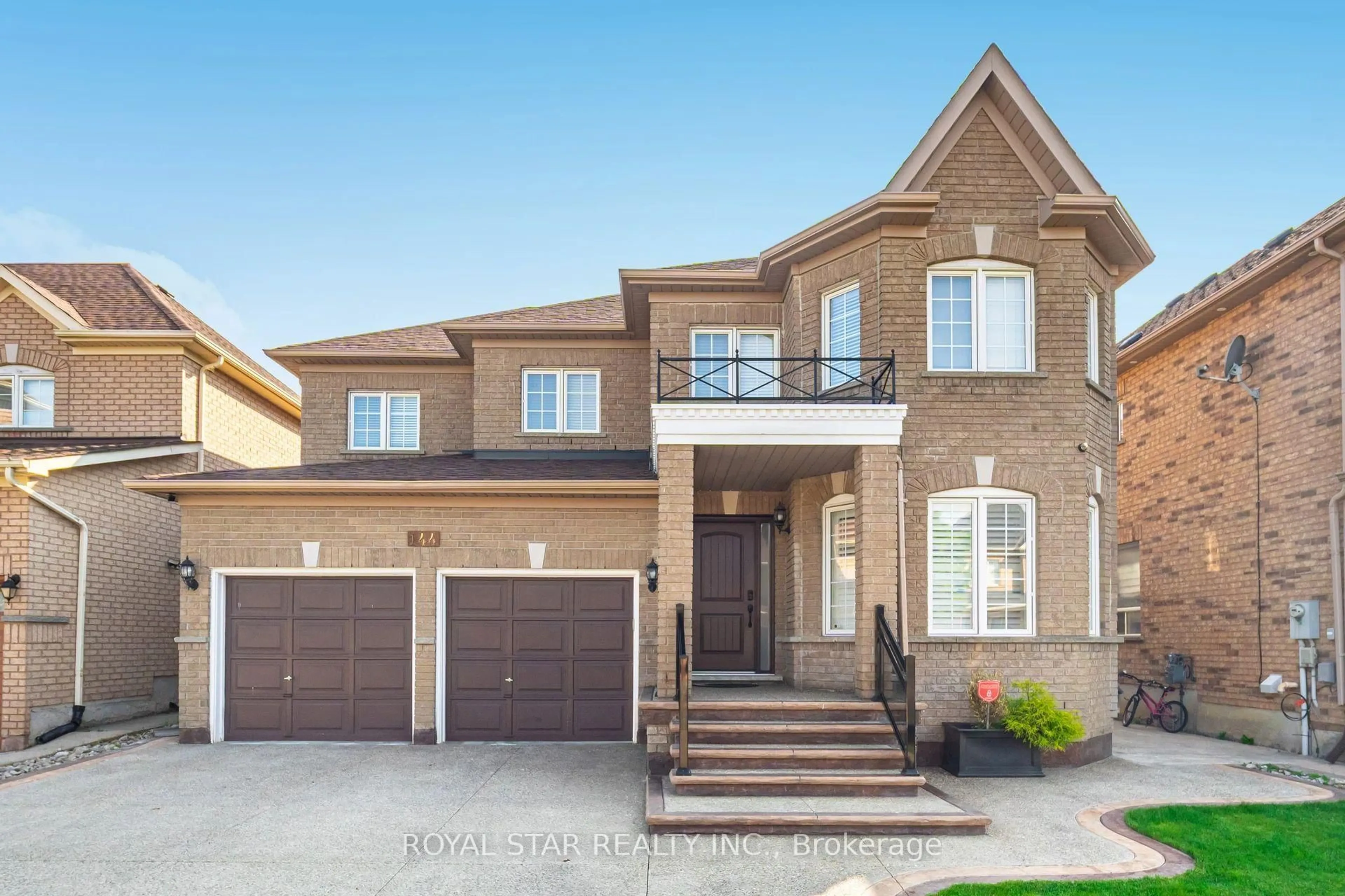 Home with brick exterior material, street for 144 Barleyfield Rd, Brampton Ontario L6R 2K3