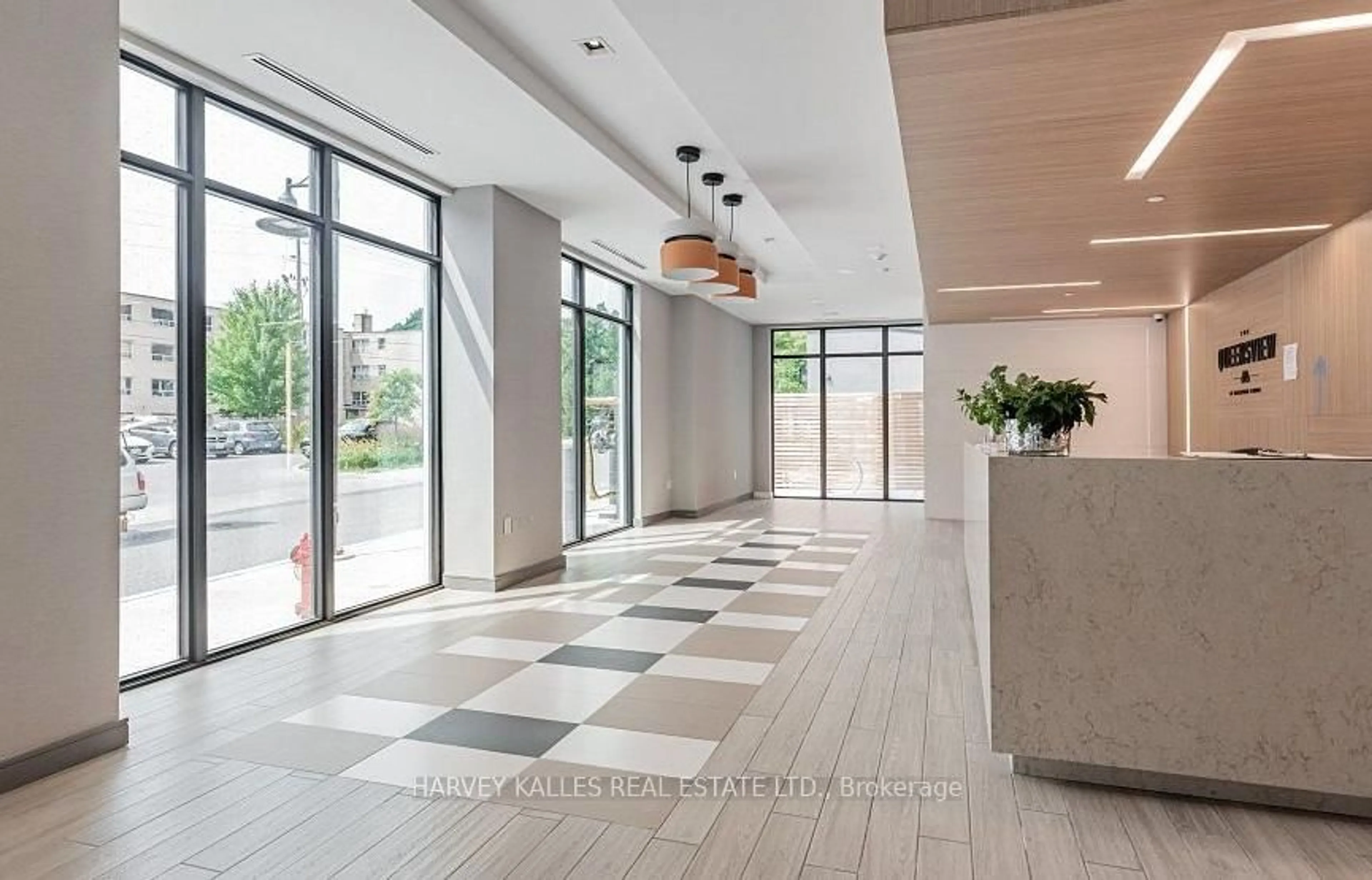 Indoor foyer for 25 Neighbourhood Lane #714, Toronto Ontario M8Y 0C3