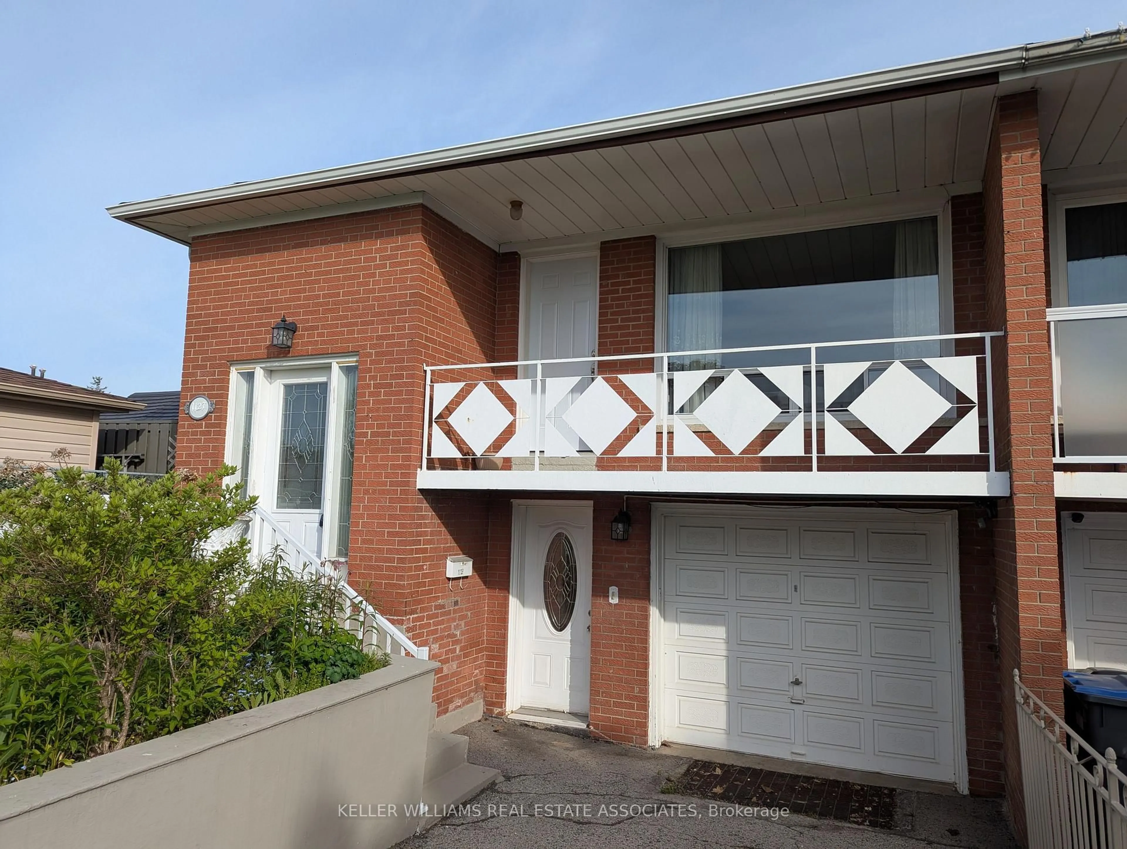 Home with brick exterior material, street for 1127 Claredale Rd, Mississauga Ontario L5G 1T7