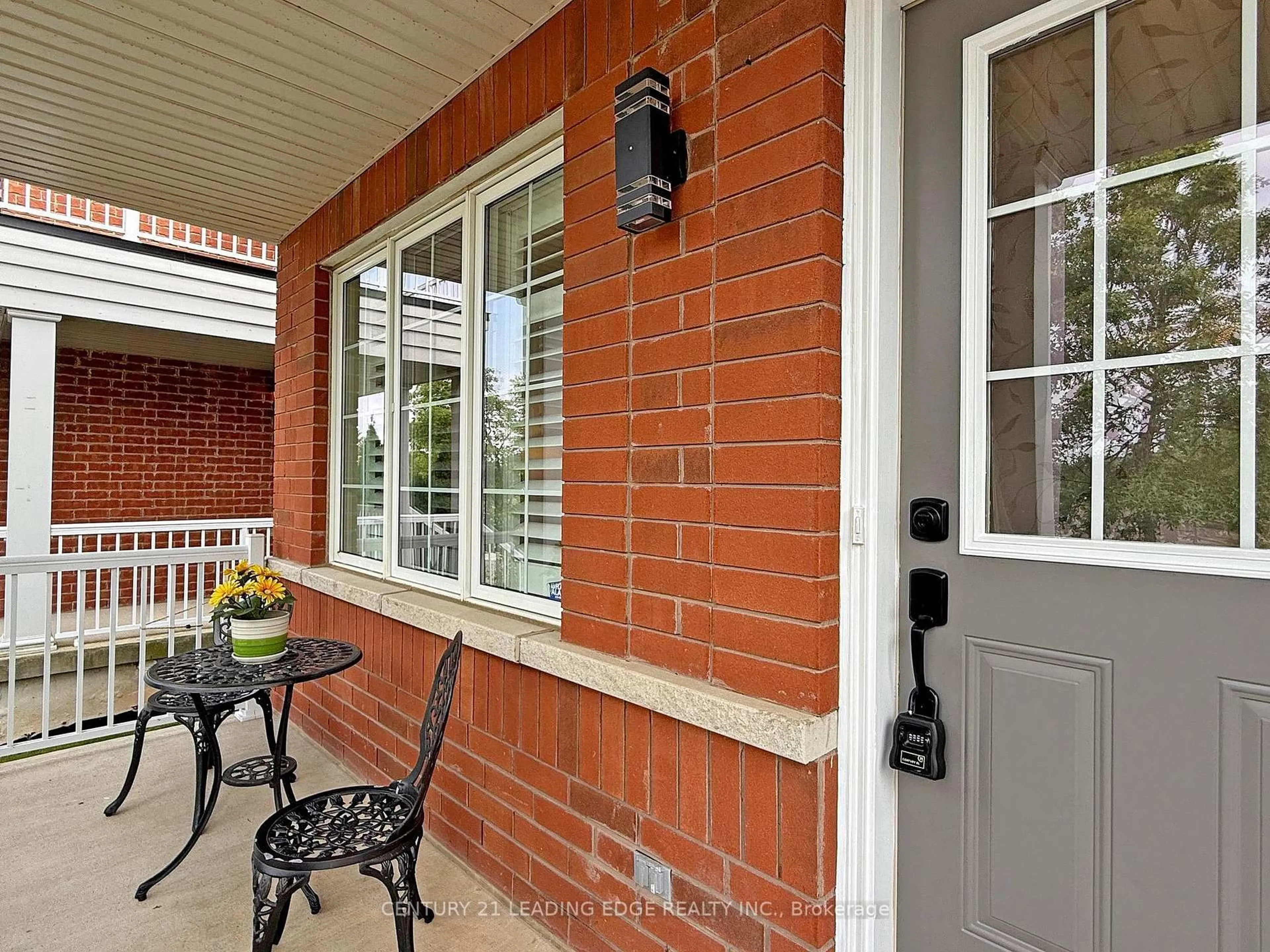Home with brick exterior material, street for 466 Savoline Blvd, Milton Ontario L9T 7X3