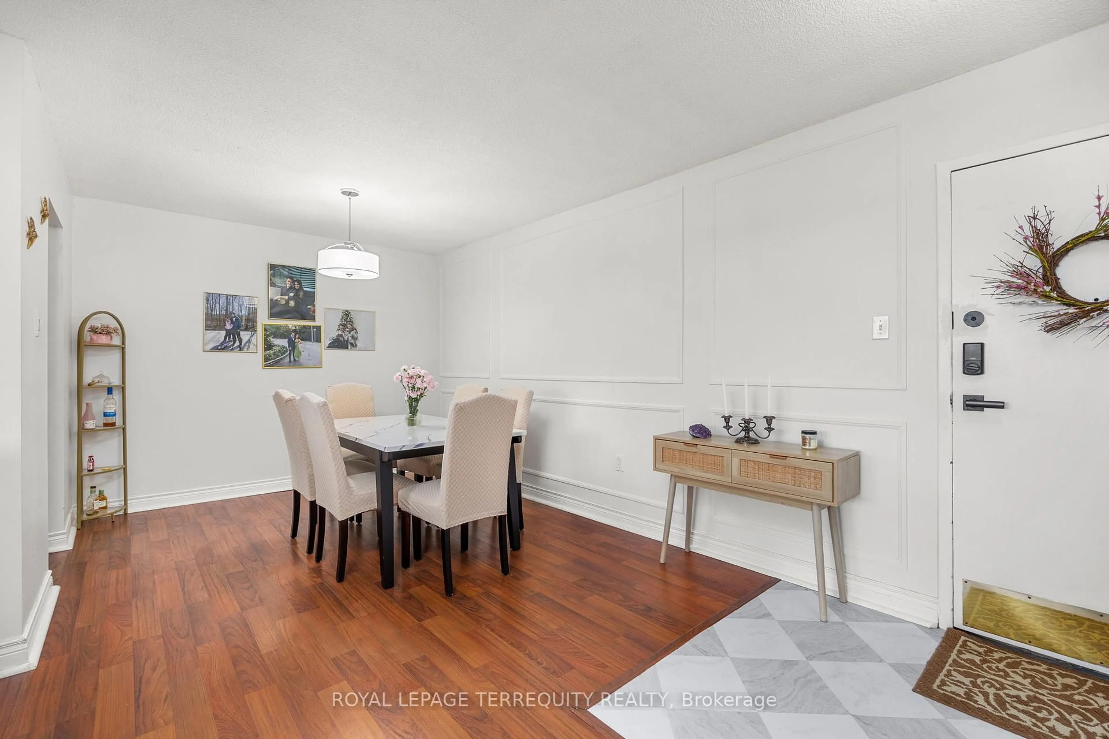 Dining room, wood/laminate floor for 966 Inverhouse Dr #1006, Mississauga Ontario L5J 4B6