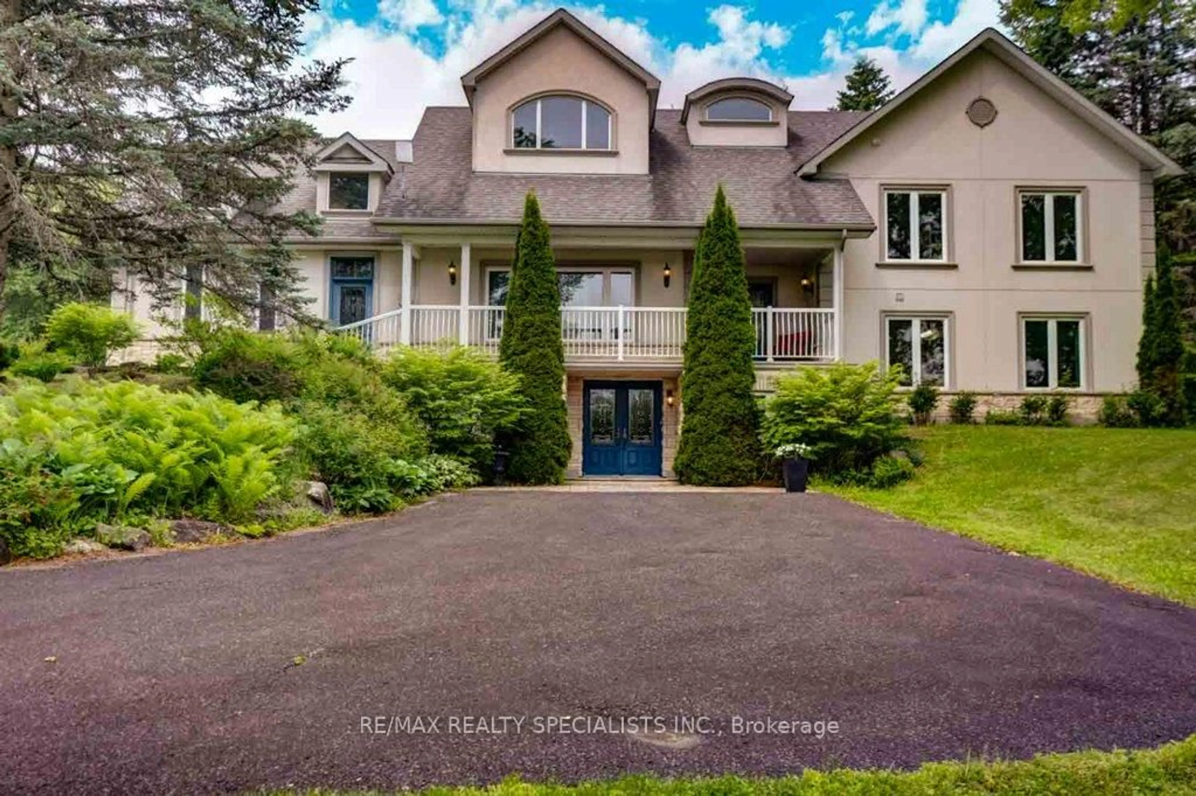Unknown for 16 McCartney Dr, Caledon Ontario L7C 0B6