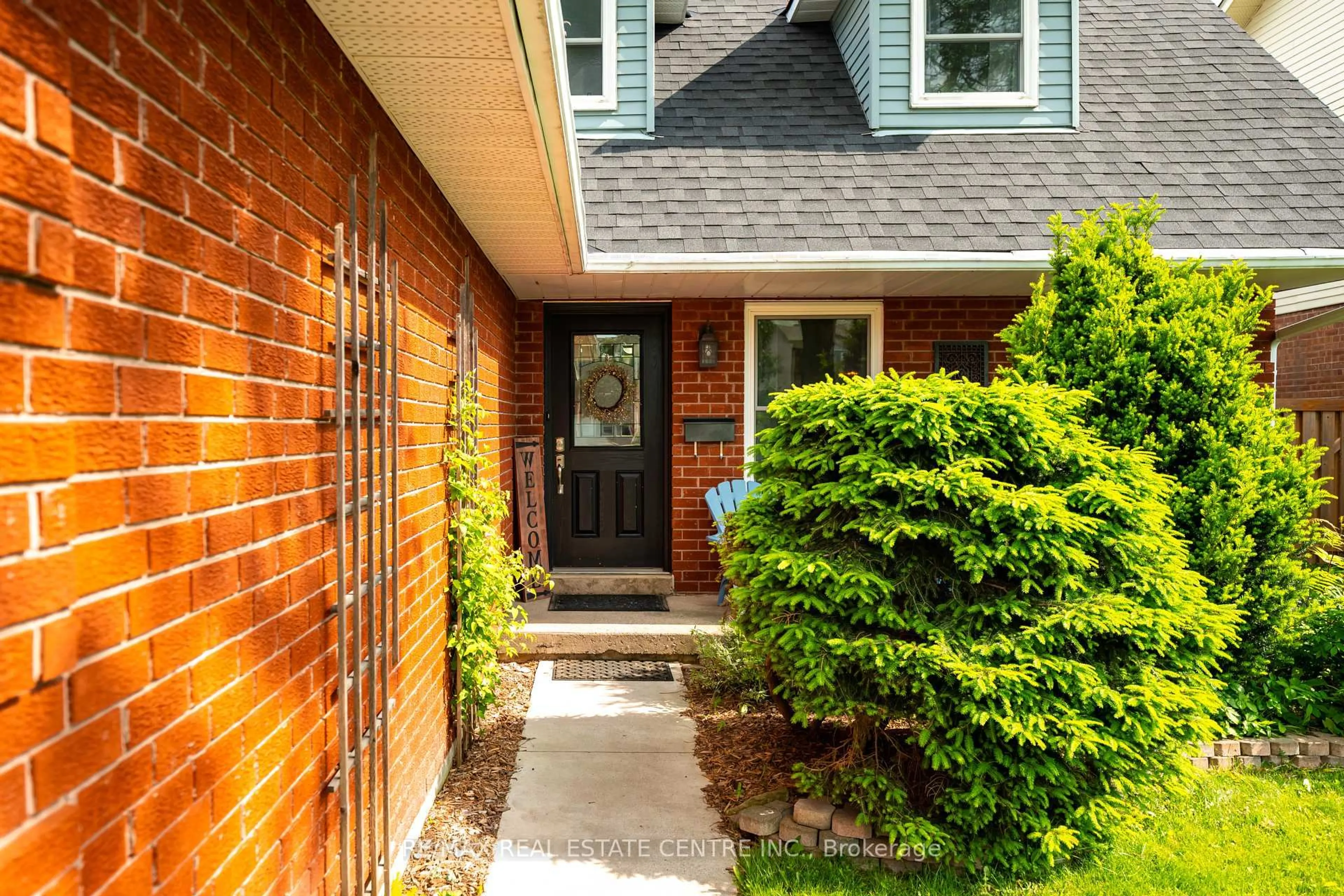 Home with brick exterior material, street for 8 Passmore Ave, Orangeville Ontario L9W 4E2