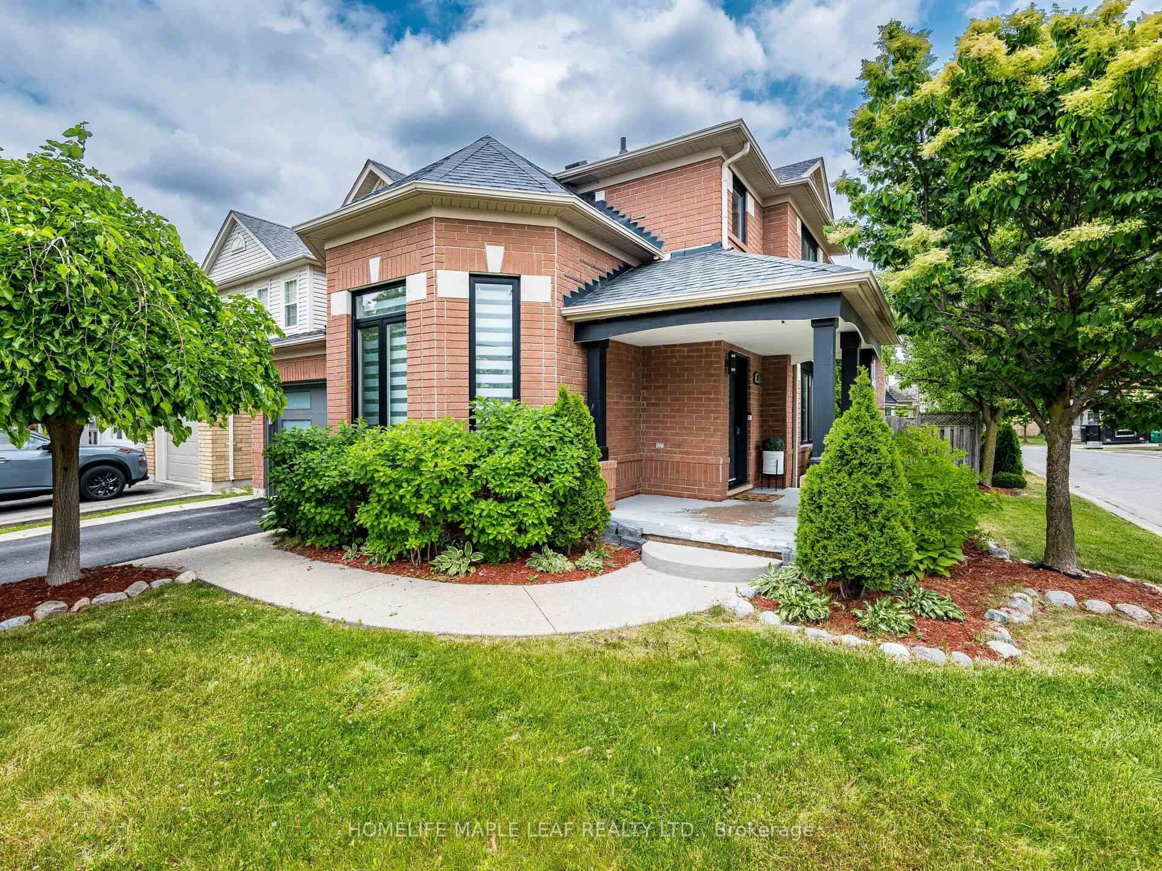 Home with brick exterior material, street for 27 Vista Green Cres, Brampton Ontario L7A 2S4