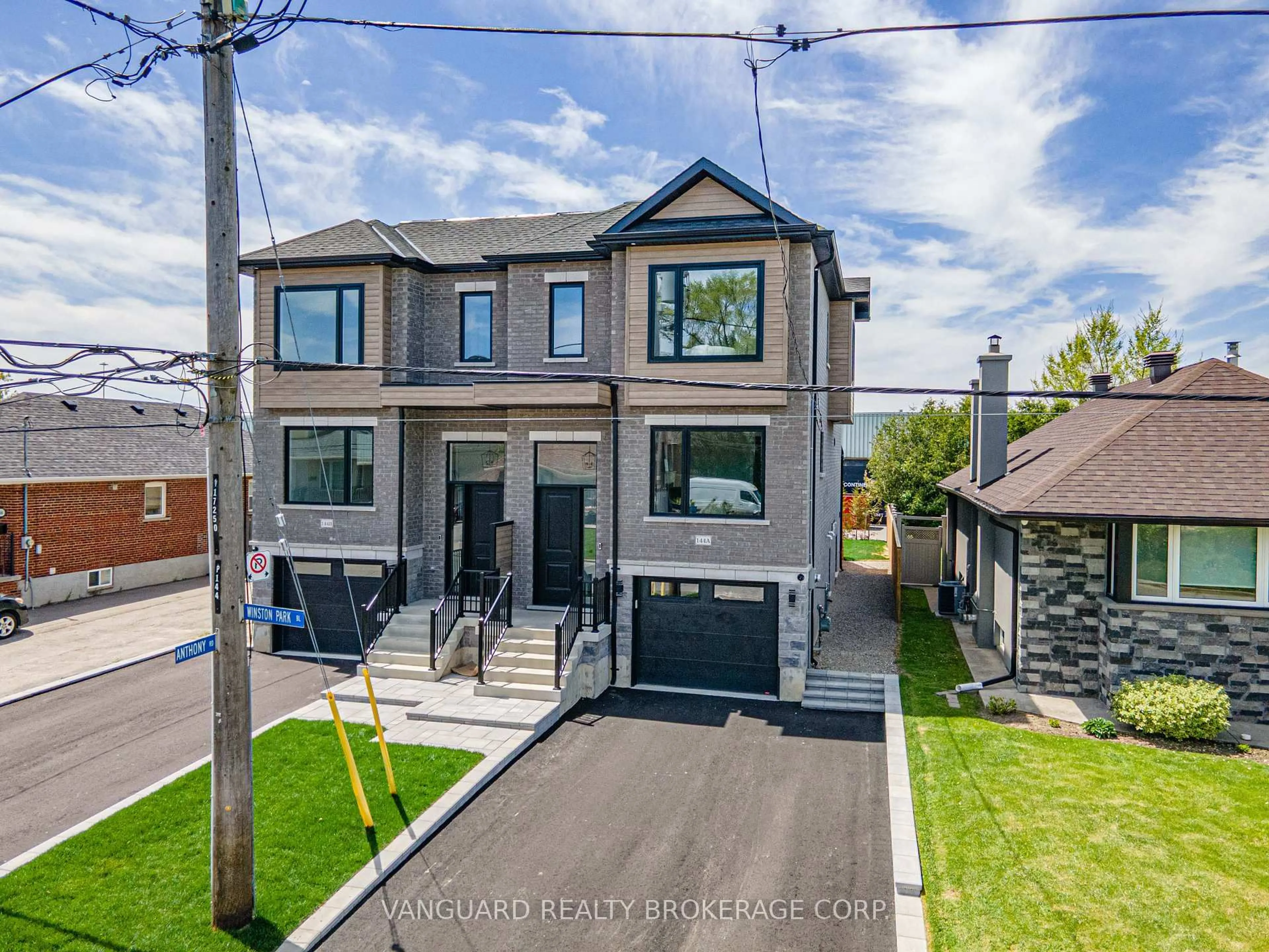 Unknown for 144 Winston Park Blvd #A, Toronto Ontario M3K 1C5