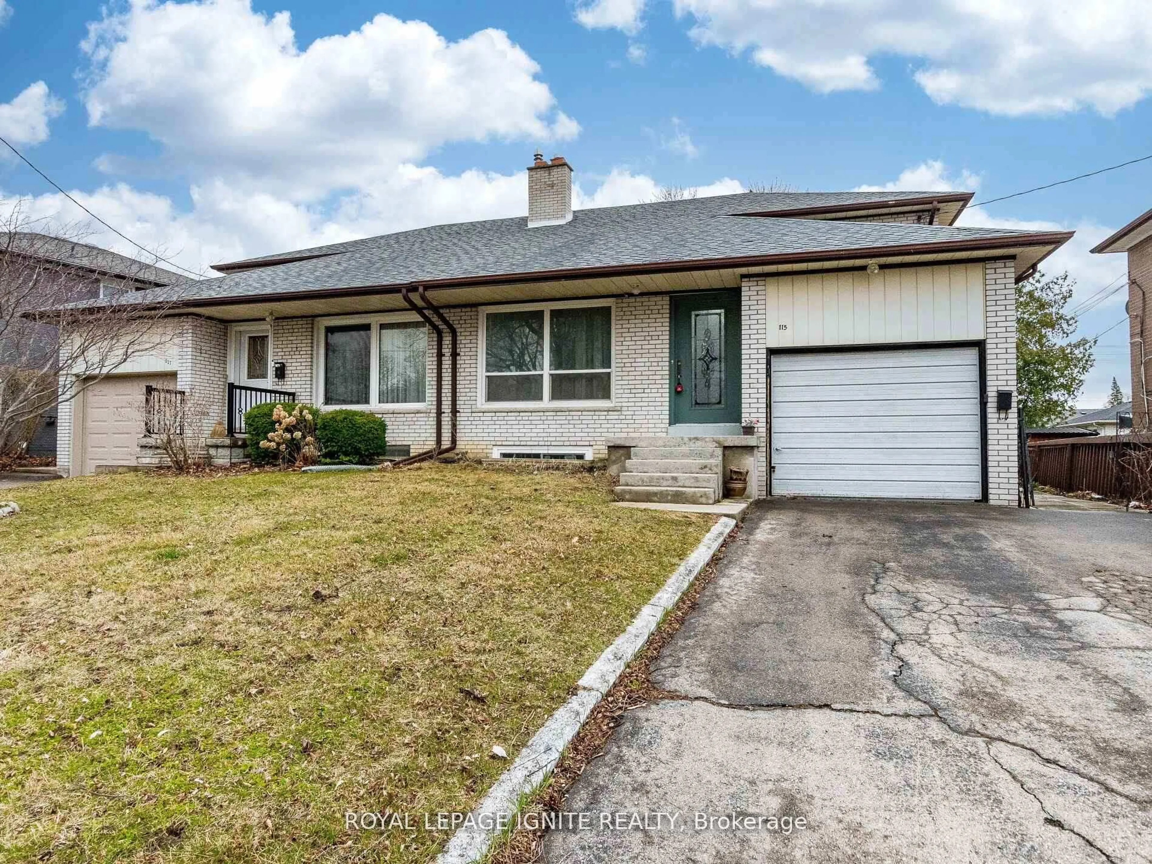 Home with vinyl exterior material, street for 115 Northcrest Rd, Toronto Ontario M9R 1R5