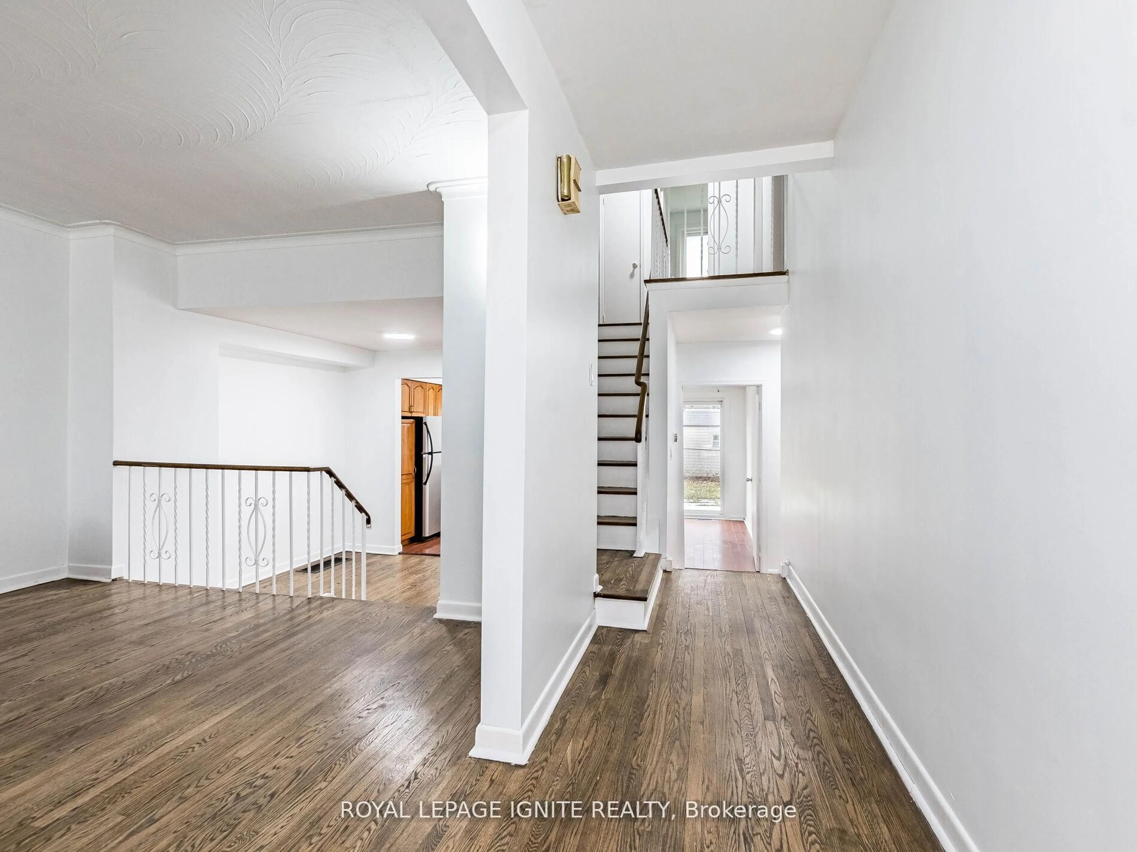Unknown for 115 Northcrest Rd, Toronto Ontario M9R 1R5
