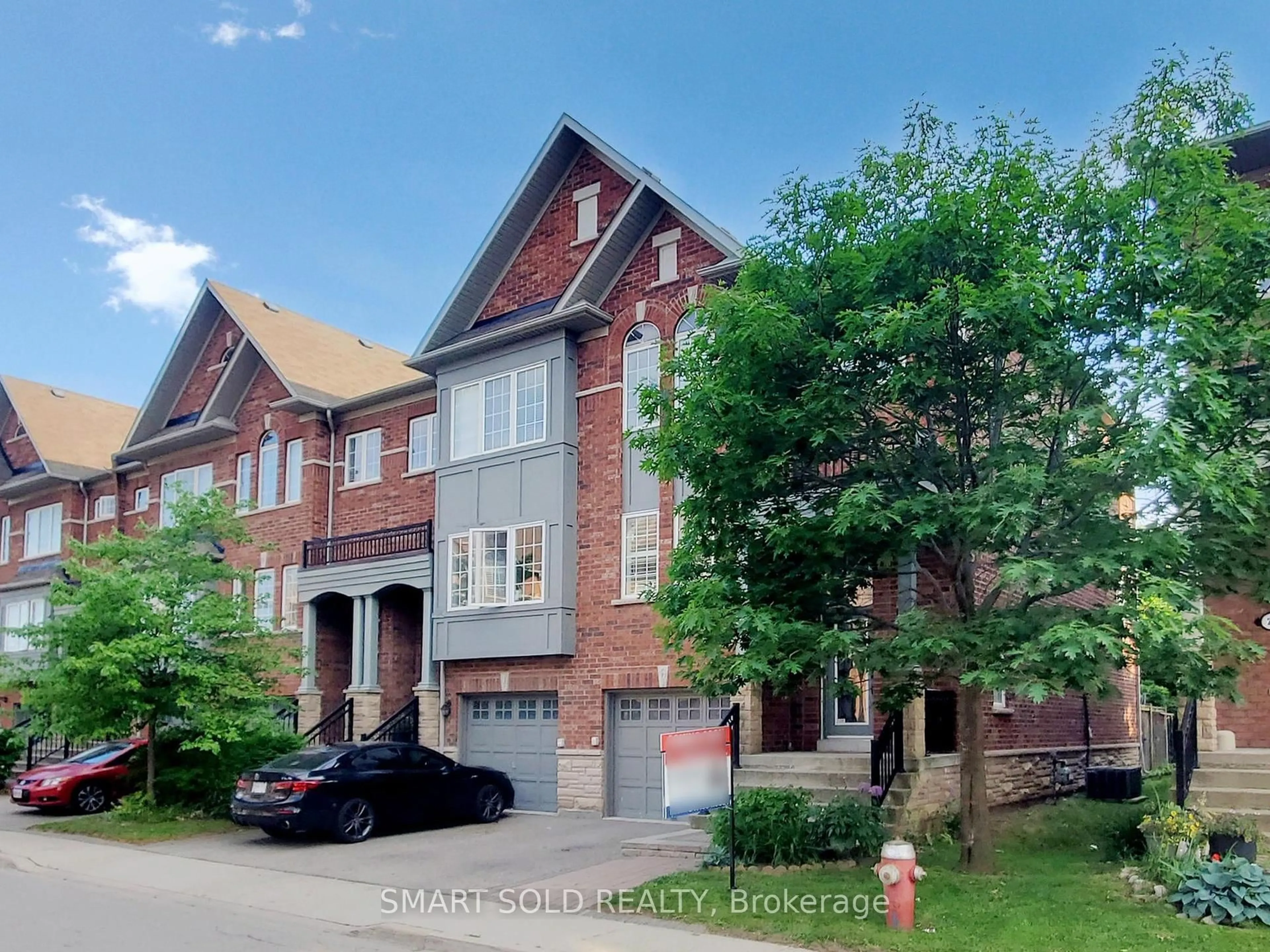 Home with brick exterior material, street for 230 Paisley Blvd #26, Mississauga Ontario L5B 0C5