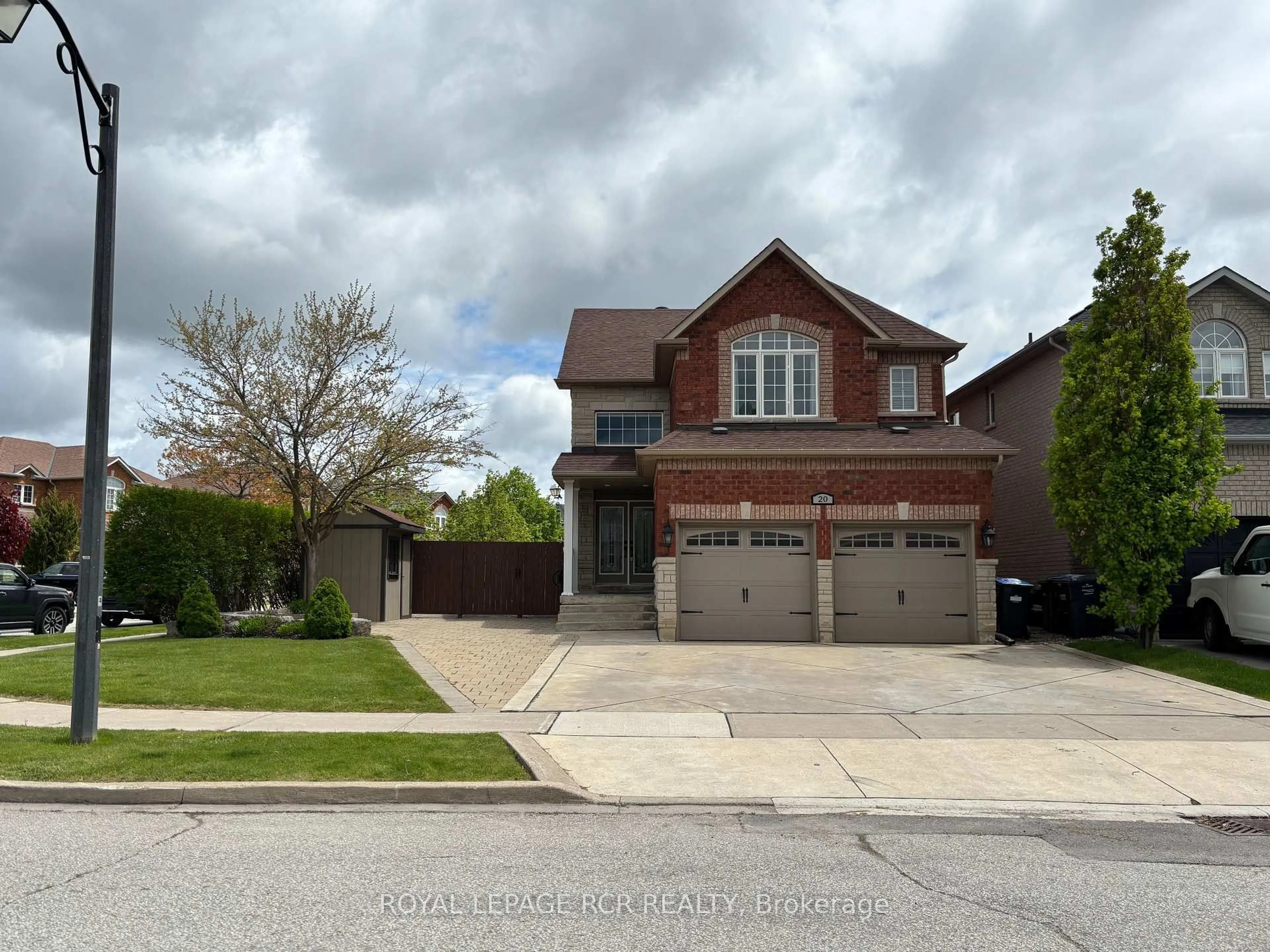 Home with brick exterior material, street for 20 Boltonview Cres, Caledon Ontario L7E 2H2