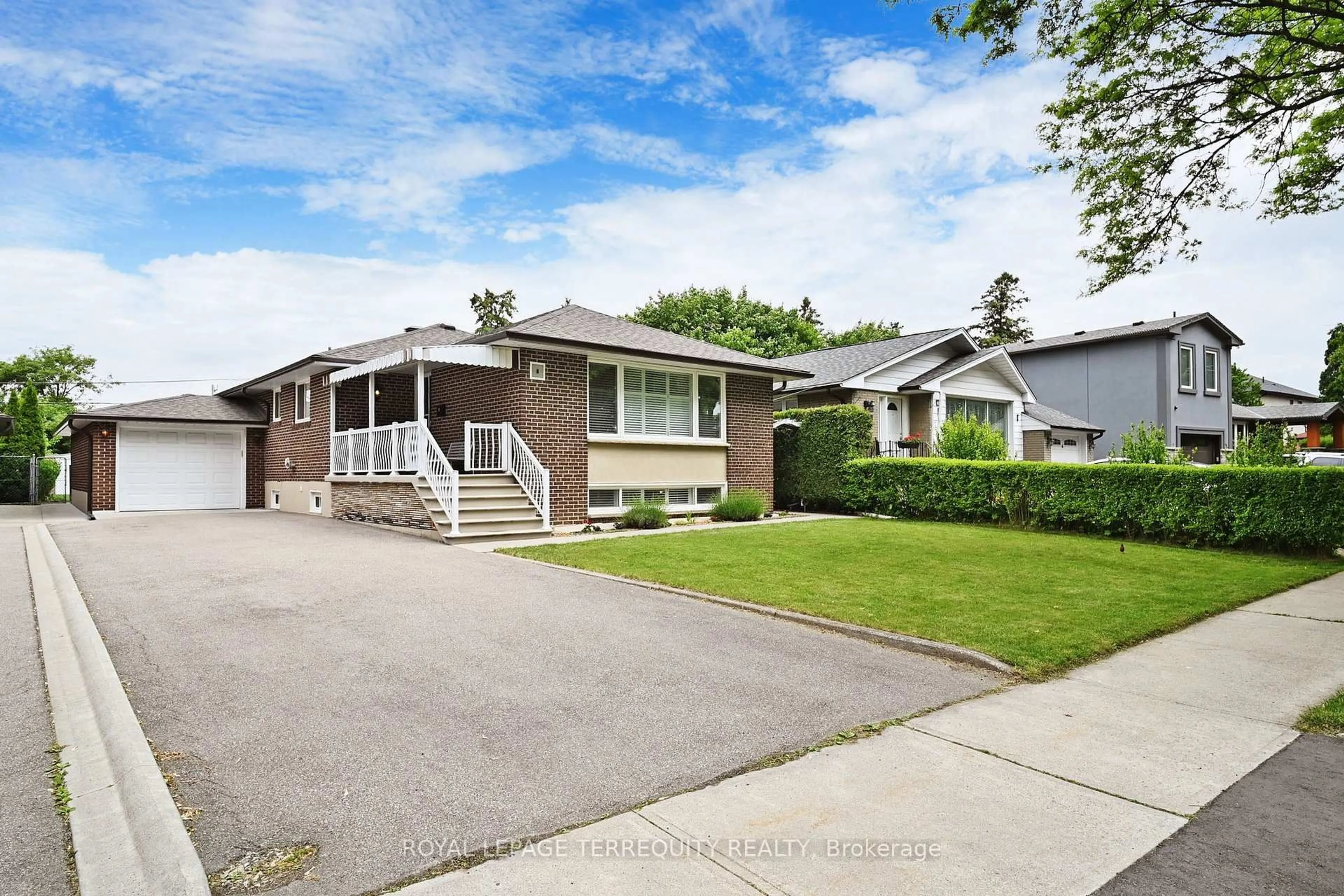 Unknown for 8 Cromer Pl, Toronto Ontario M9R 2E1