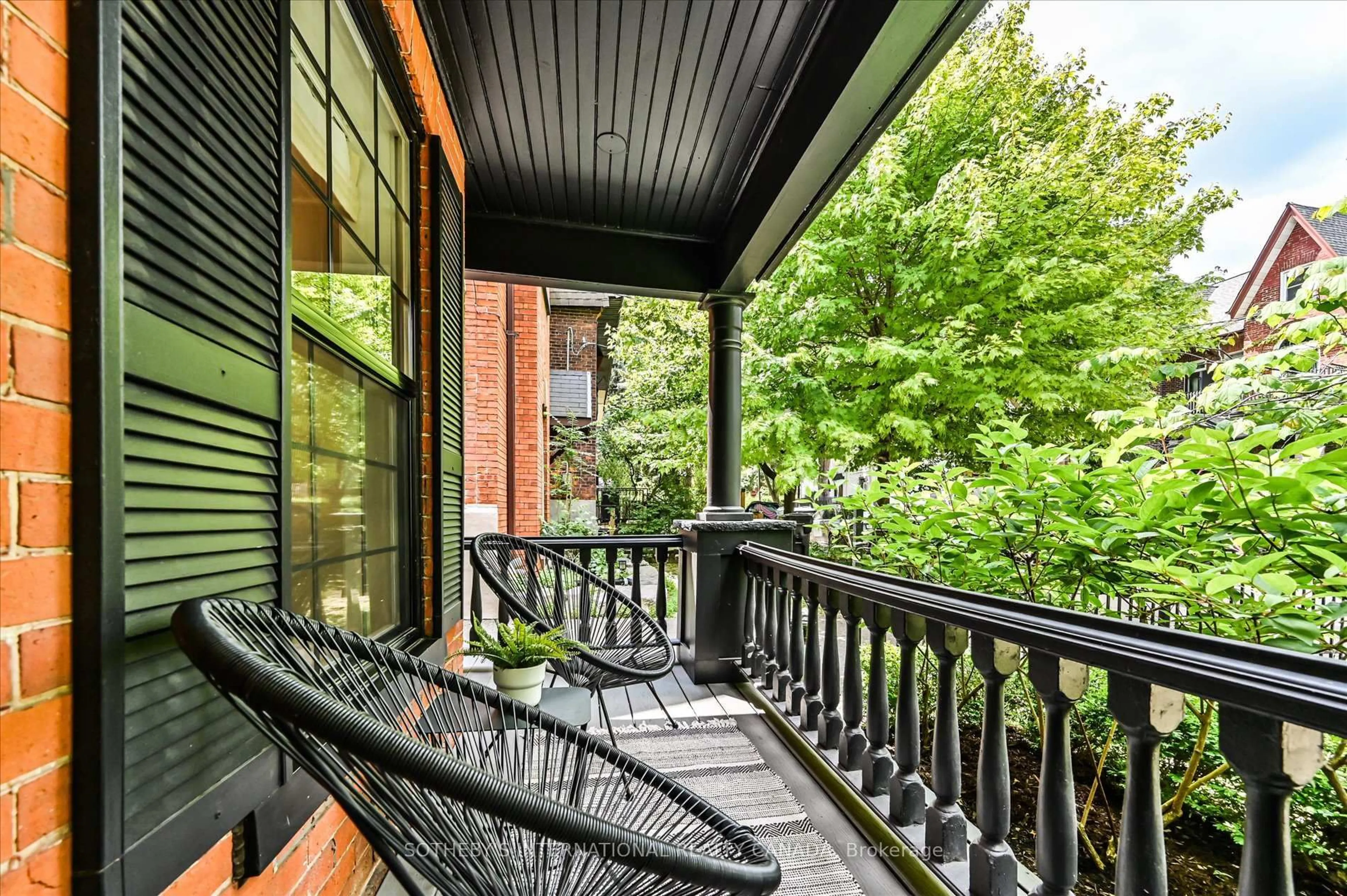 Patio, street for 61 Gwynne Ave, Toronto Ontario M6K 2C5