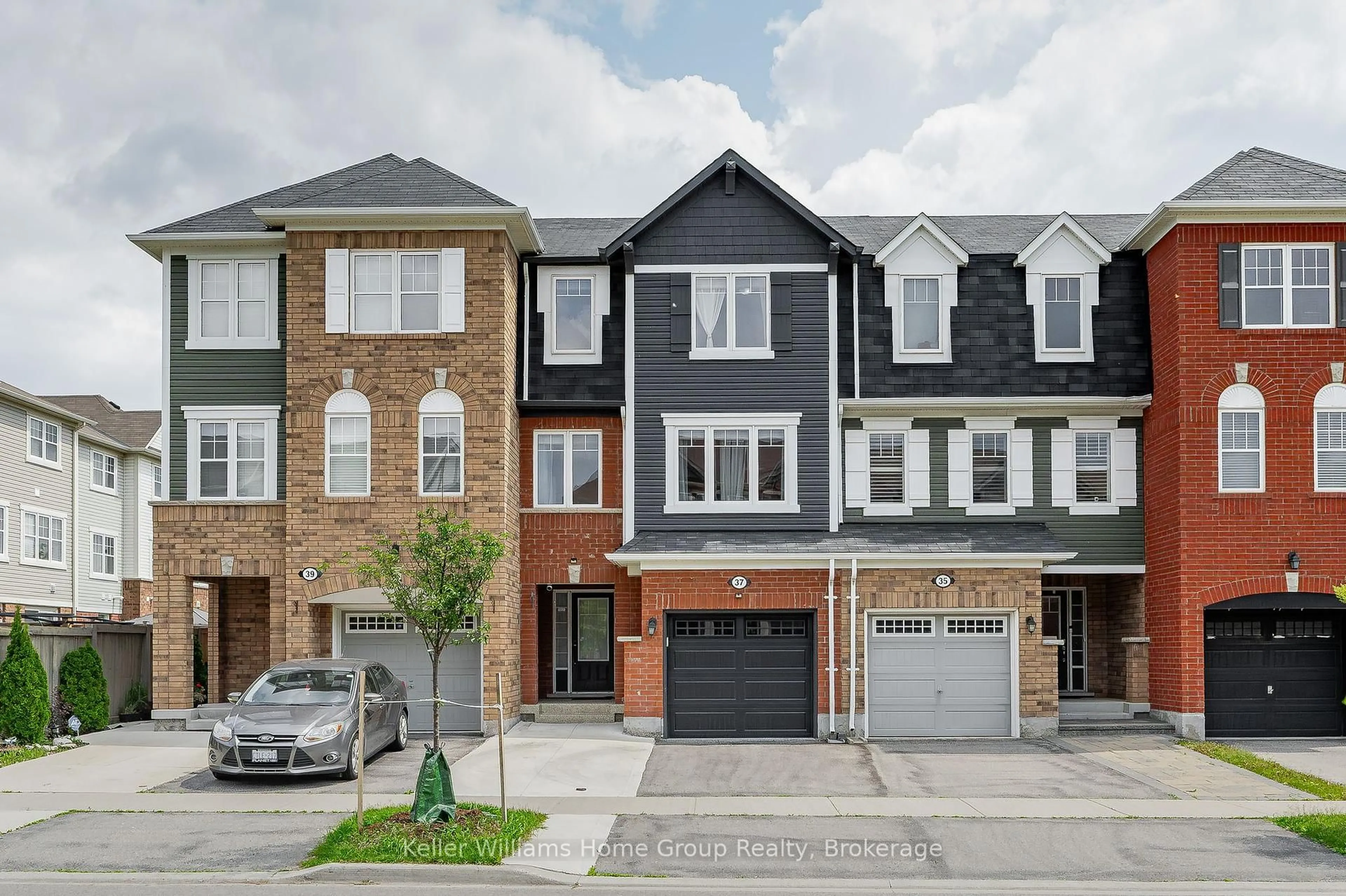 Home with brick exterior material, street for 37 Vanhorne Clse, Brampton Ontario L7A 0X8