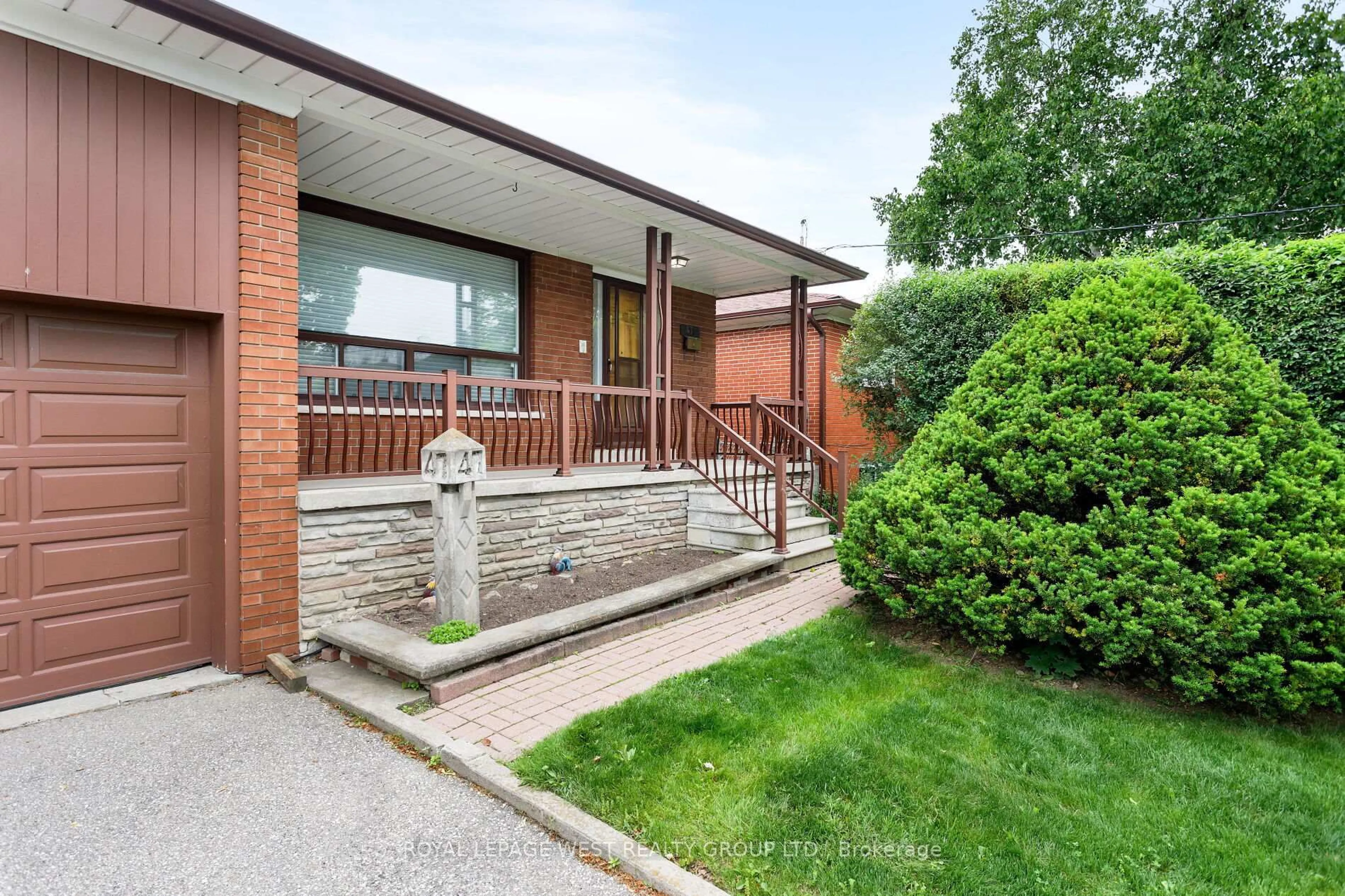 Home with brick exterior material, street for 47 Potsdam Rd, Toronto Ontario M3N 1N2
