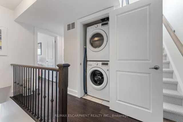 Additional property image - 6 Drummond St Unit 332