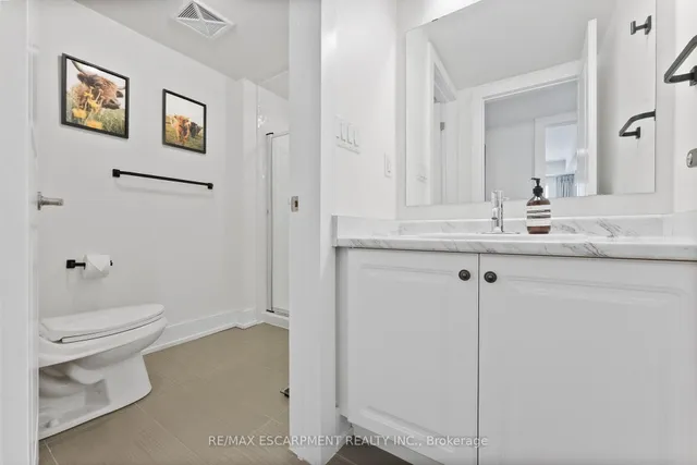 Additional property image - 6 Drummond St Unit 332
