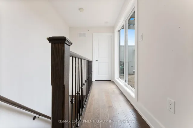 Additional property image - 6 Drummond St Unit 332