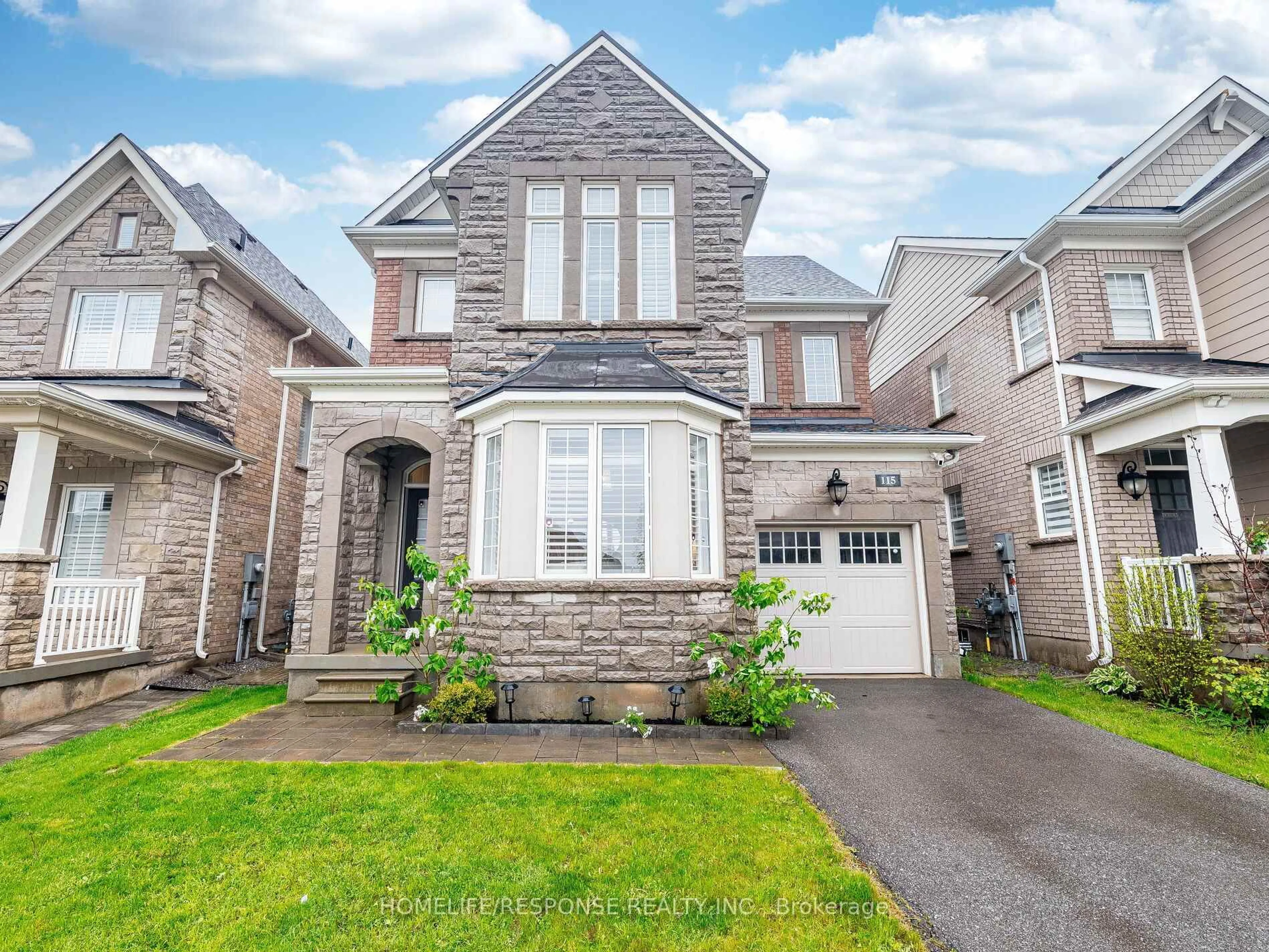 Home with brick exterior material, street for 115 BEAVERIDGE Ave, Oakville Ontario L6H 0M6