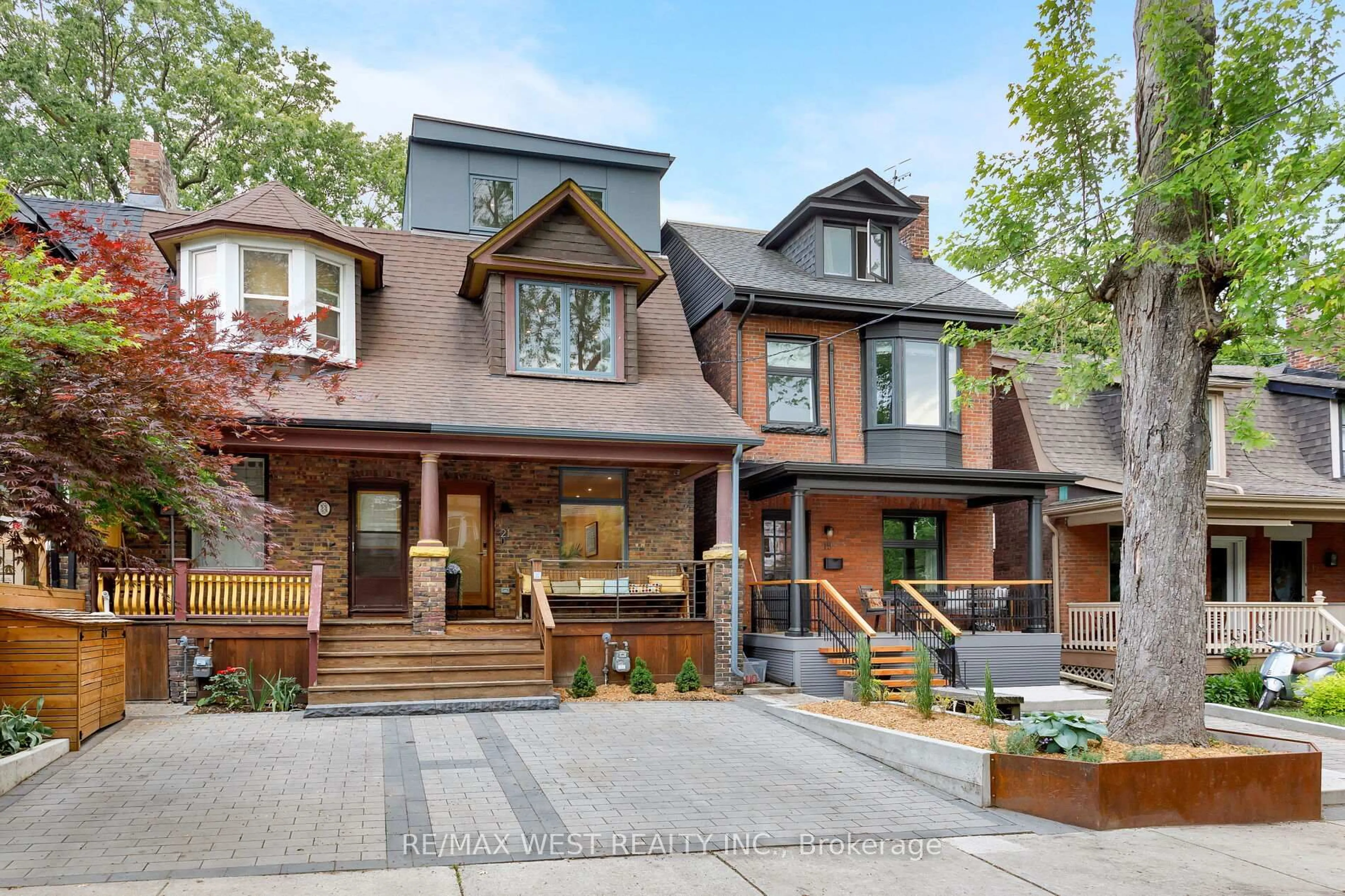 Home with brick exterior material, street for 21 Cowan Ave, Toronto Ontario M6K 2N1