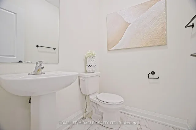 Additional property image - 4 Bavenden Cres