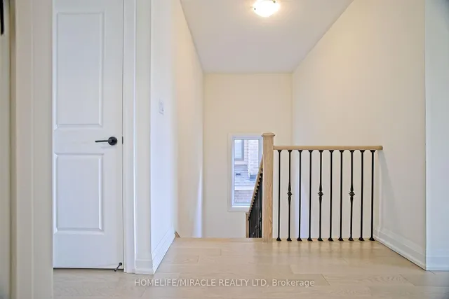 Additional property image - 4 Bavenden Cres