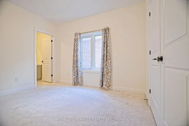 Additional property image - 4 Bavenden Cres