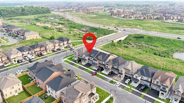 Additional property image - 4 Bavenden Cres