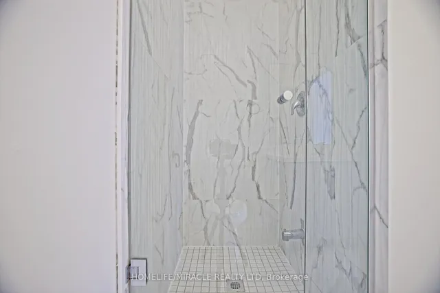 Additional property image - 4 Bavenden Cres