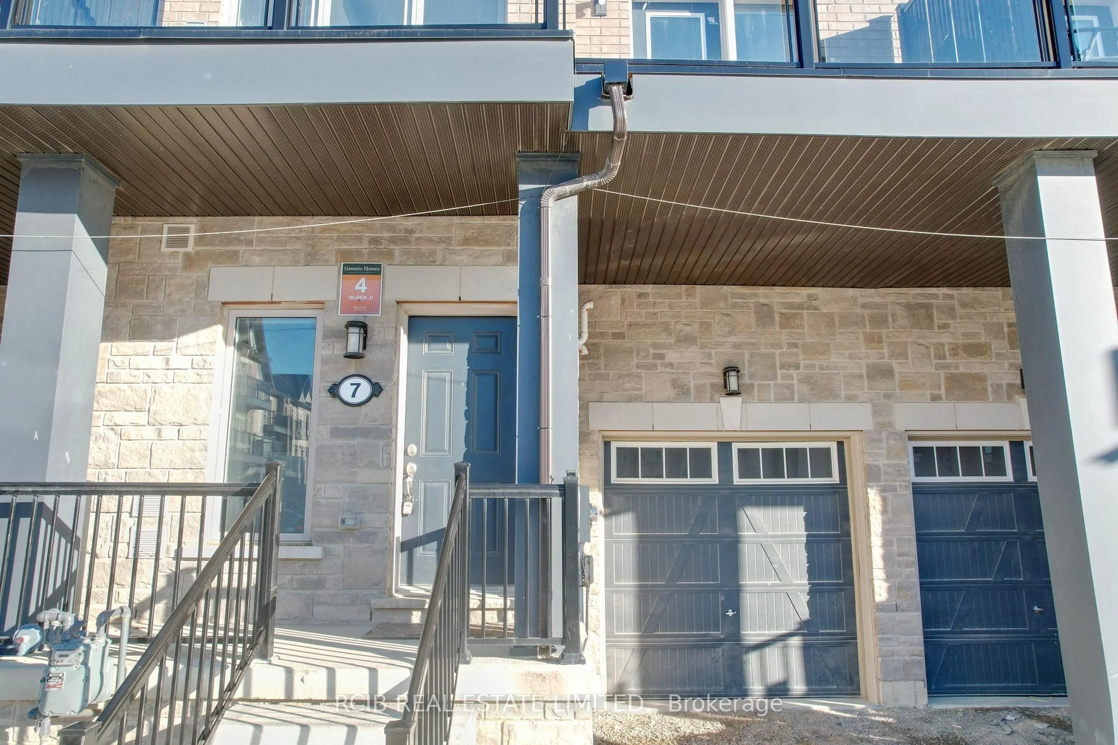 Unknown for 7 Tiveron Ave, Caledon Ontario L7C 4L4