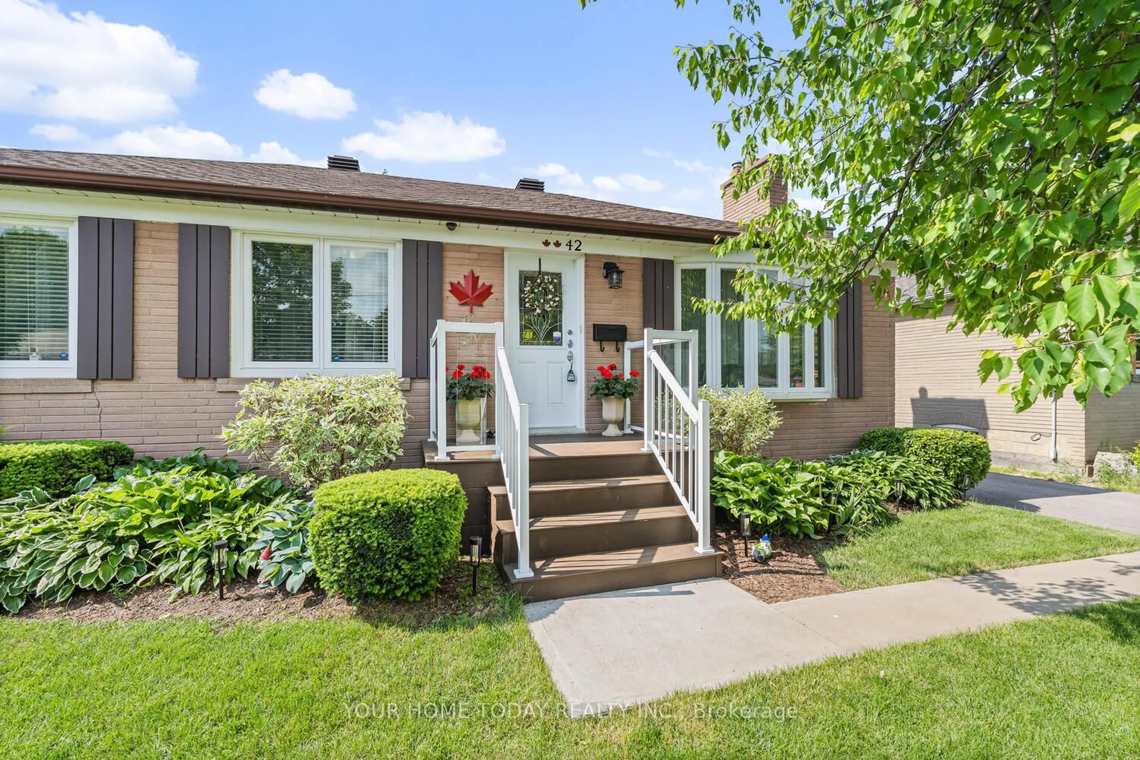 Home with brick exterior material, street for 42 Byron St, Halton Hills Ontario L7G 3W7