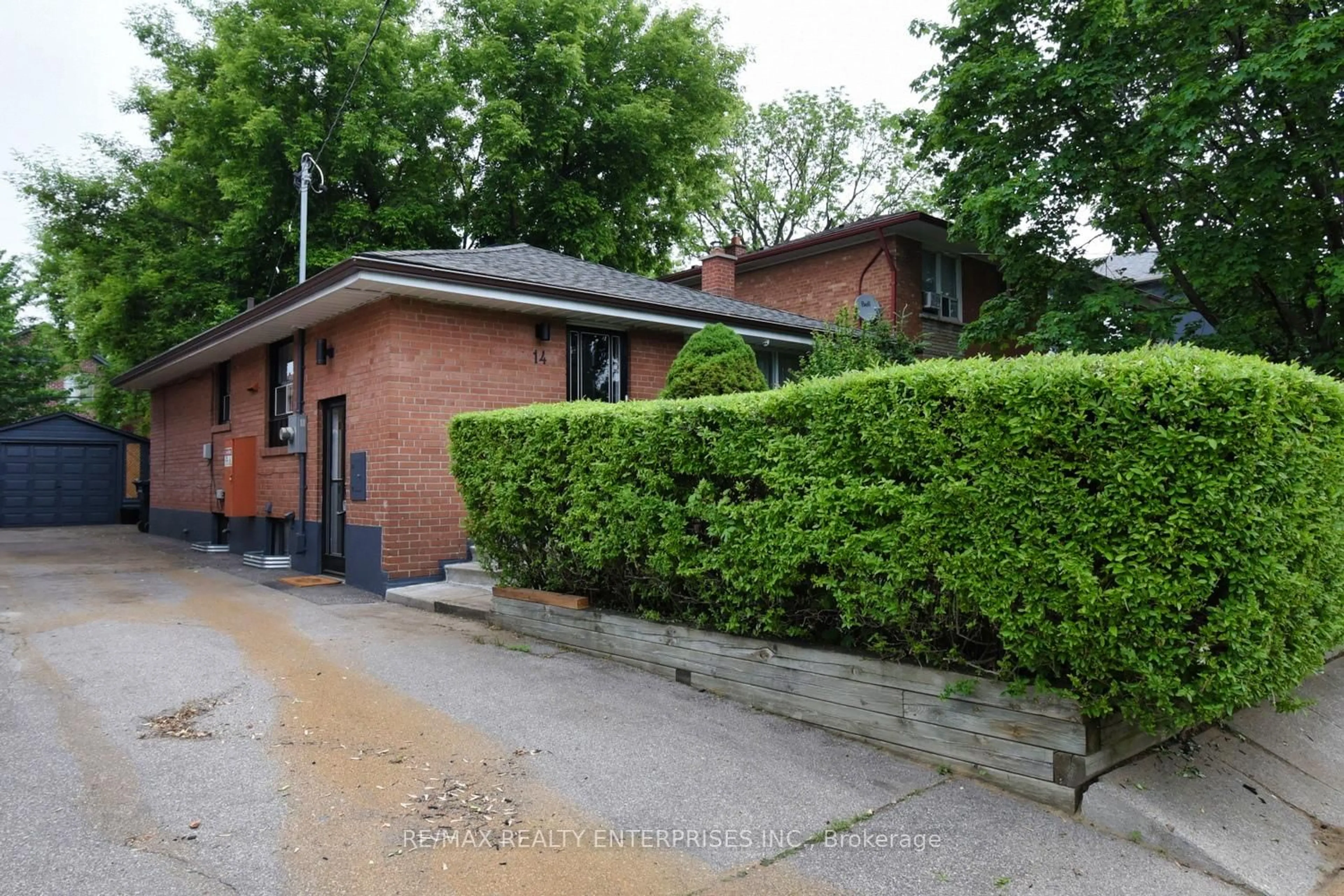 Home with brick exterior material, street for 14 Jellicoe Ave, Toronto Ontario M8W 1W1