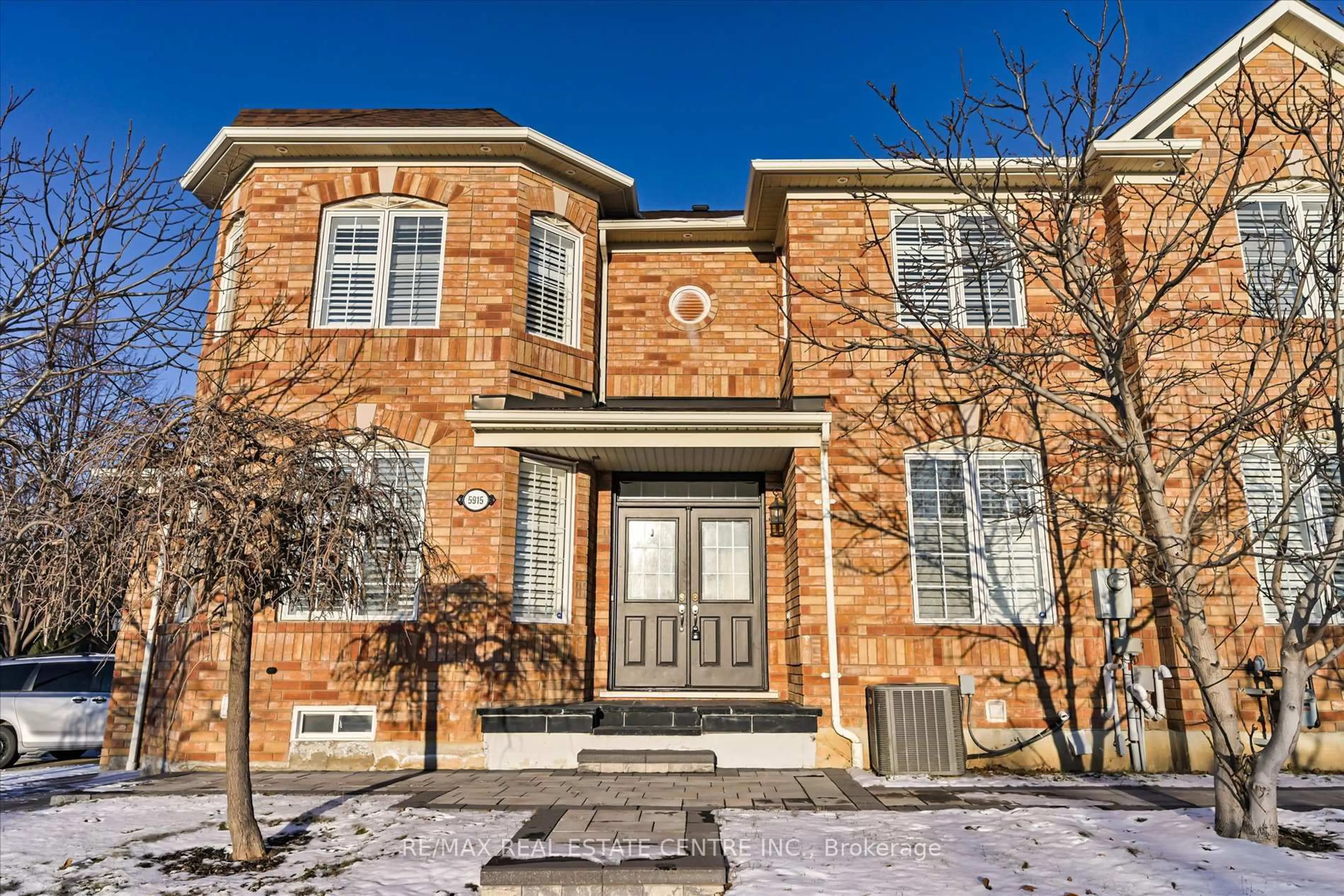 Home with brick exterior material, street for 5915 Whitehorn Ave, Mississauga Ontario L5V 2Z2