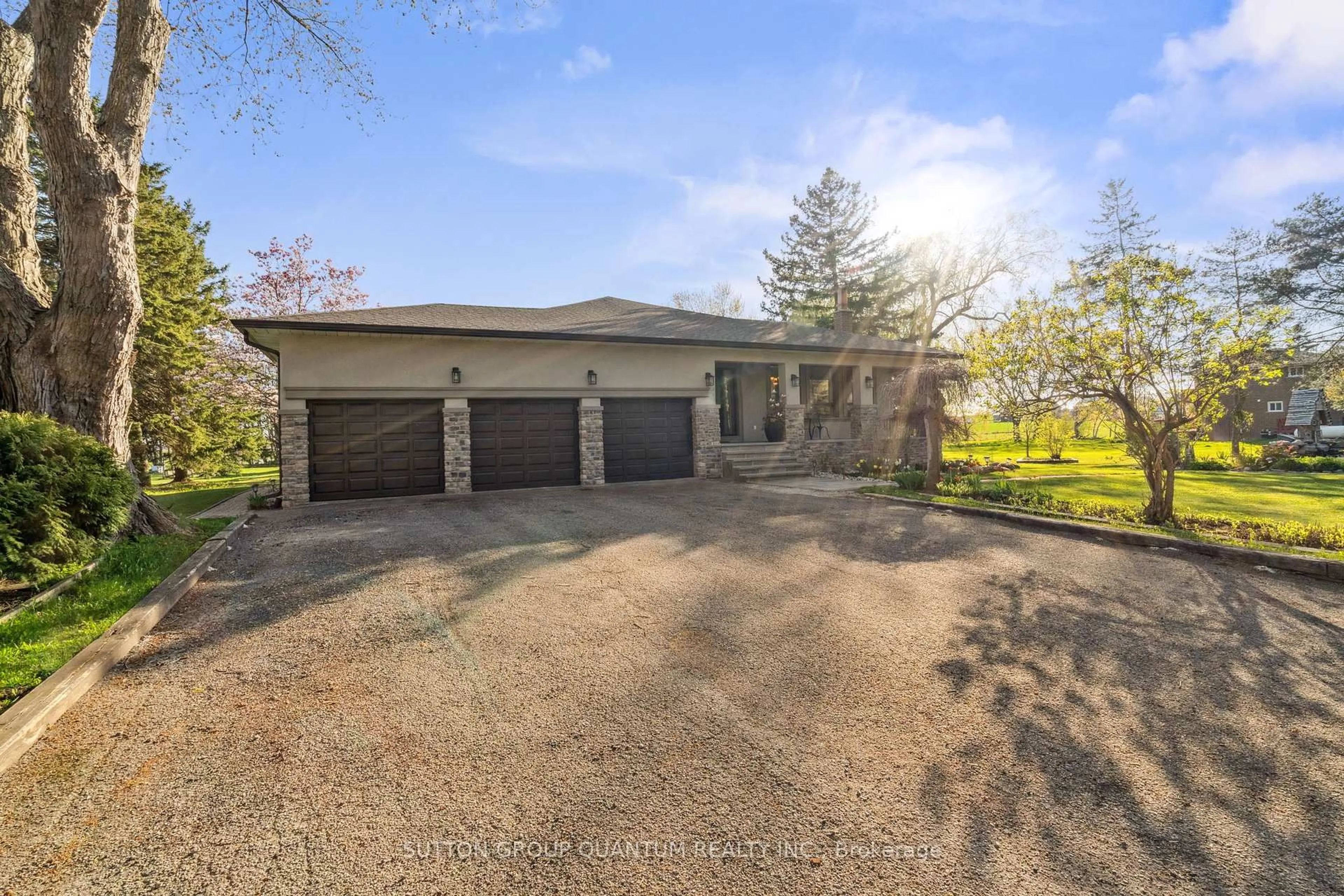 A pic from outside/outdoor area/front of a property/back of a property/a pic from drone, unknown for 14432 Innis Lake Rd, Caledon Ontario L7C 2Y7