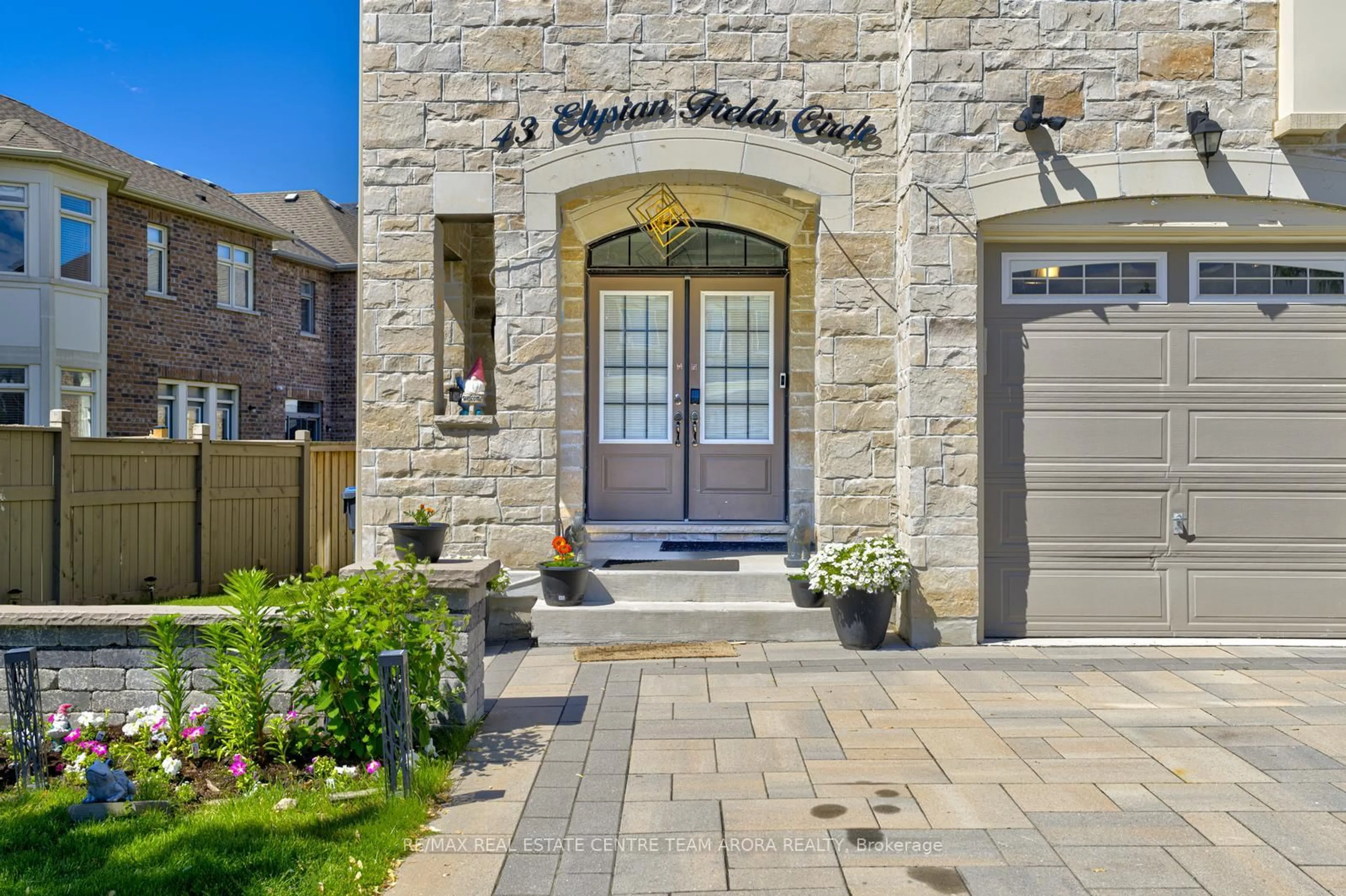 Unknown for 43 Elysian Fields Circ, Brampton Ontario L6Y 6E8