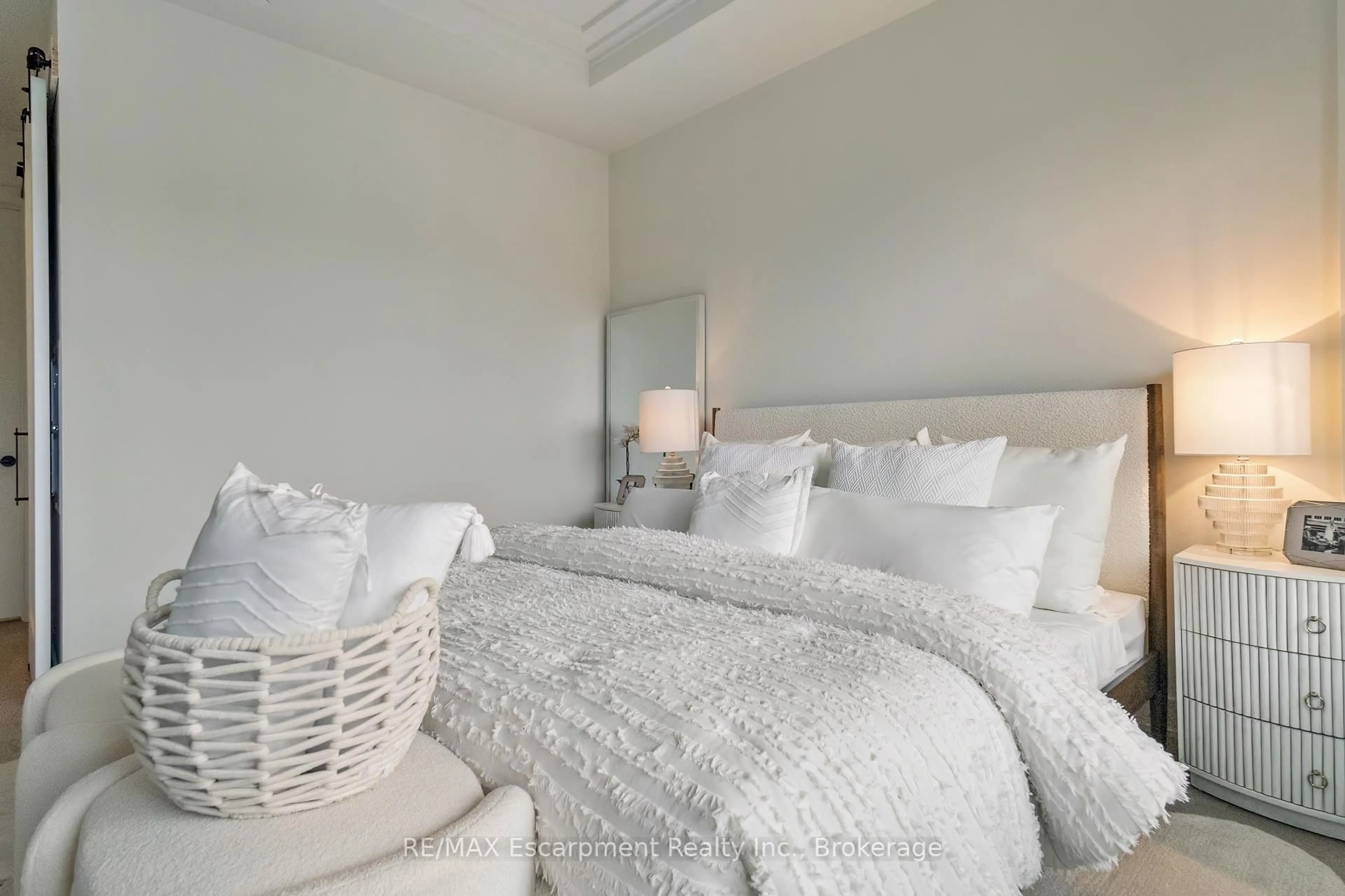 Bedroom with bed, unknown for 123 Maurice Dr #216, Oakville Ontario L6K 2W6