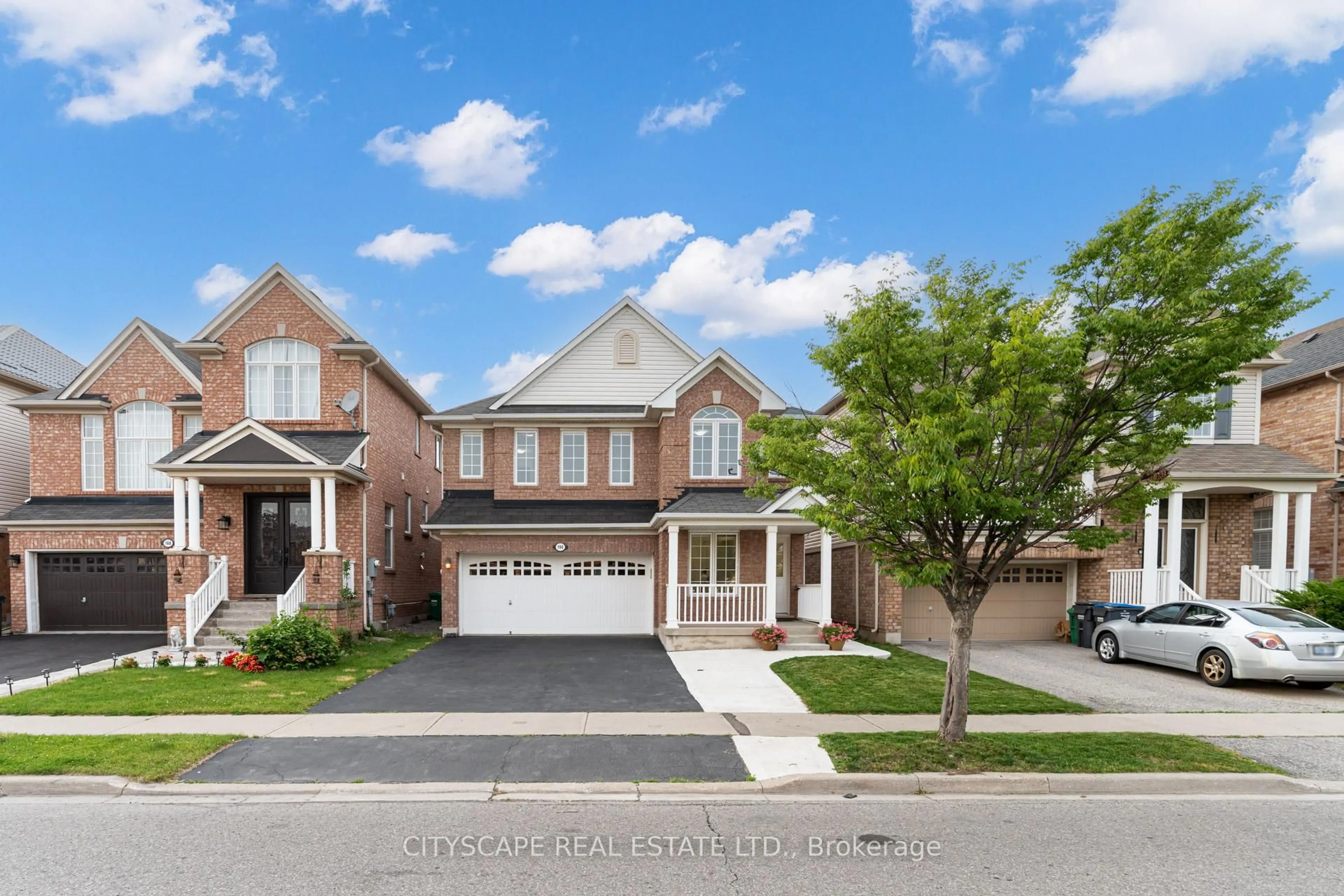 Home with brick exterior material, street for 190 Fandango Dr, Brampton Ontario L6X 0L3