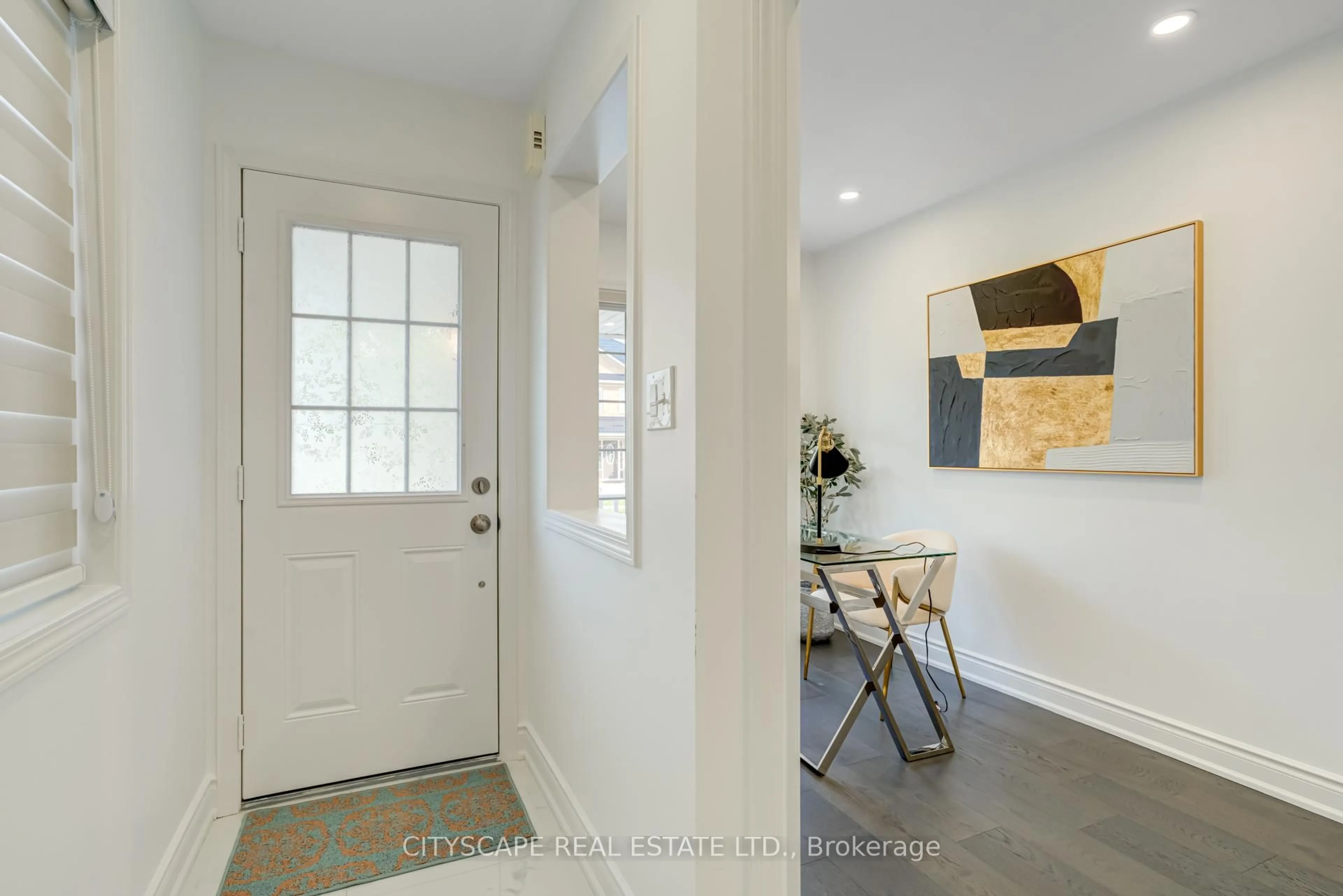 Indoor entryway for 190 Fandango Dr, Brampton Ontario L6X 0L3