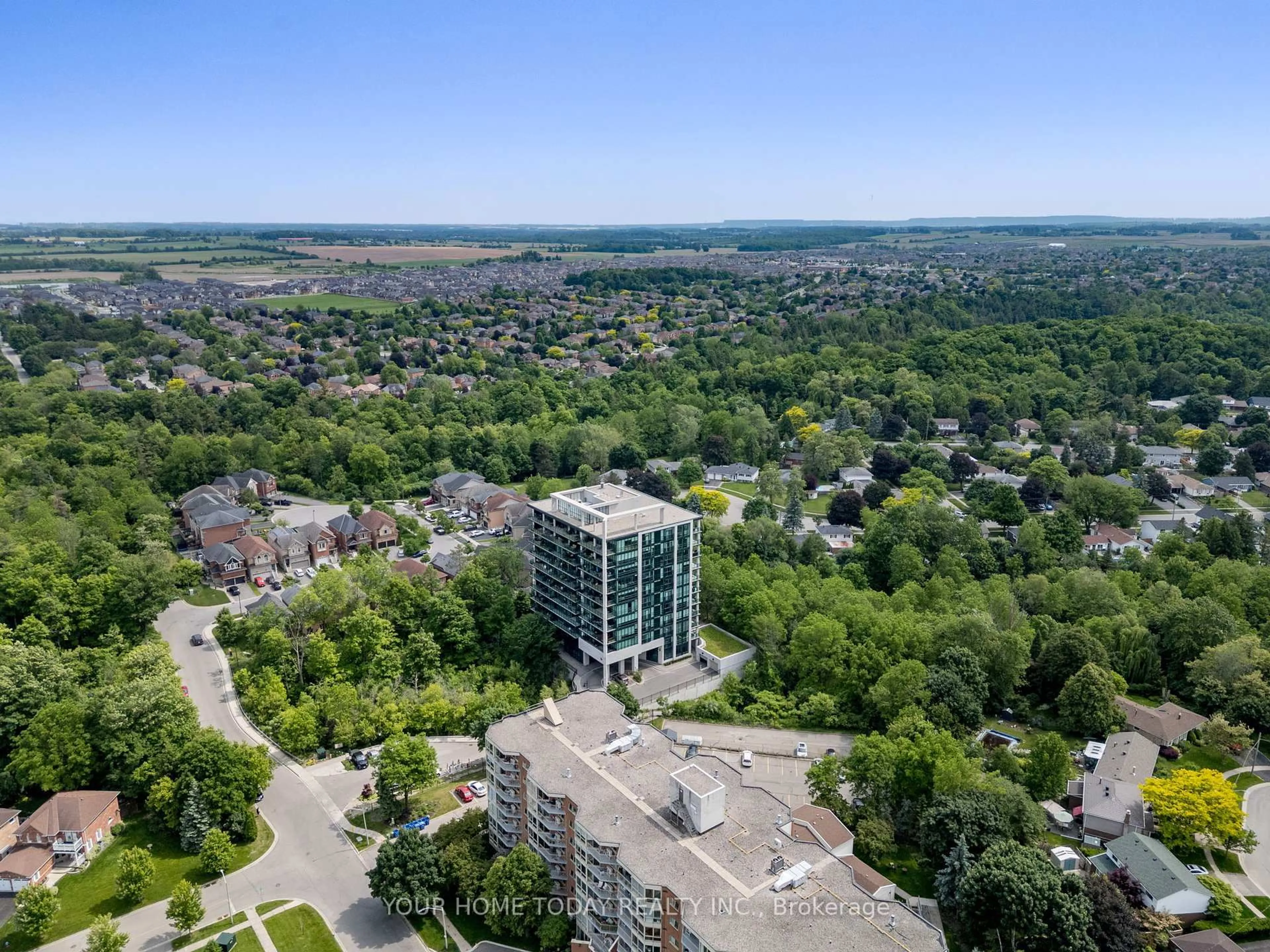 A pic from outside/outdoor area/front of a property/back of a property/a pic from drone, city buildings view from balcony for 50 Hall Rd #902, Halton Hills Ontario L7G 0J8