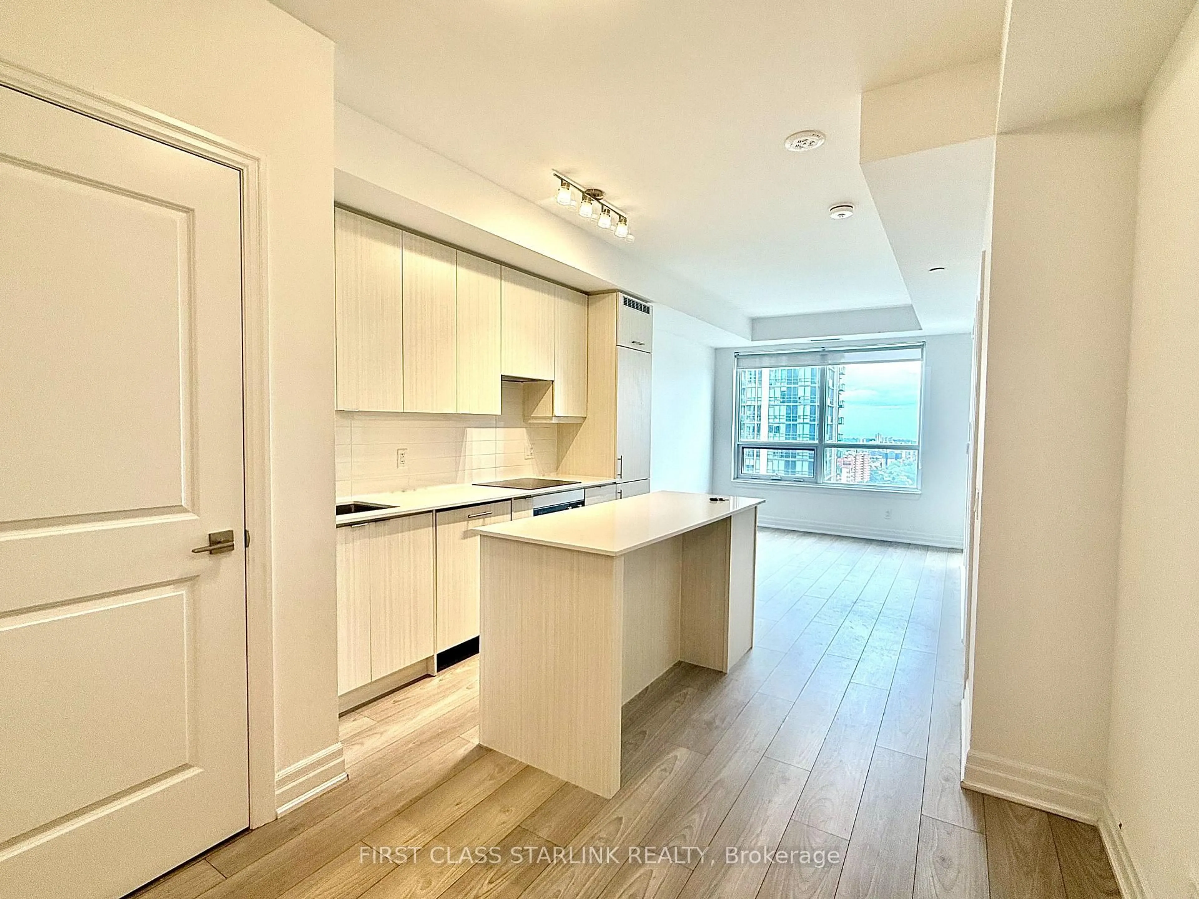 Open concept kitchen, unknown for 36 Elm Dr #2006, Mississauga Ontario L5B 0N3