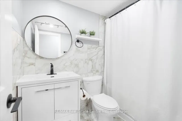 Additional image 23 of 975 WARWICK Crt Unit 806