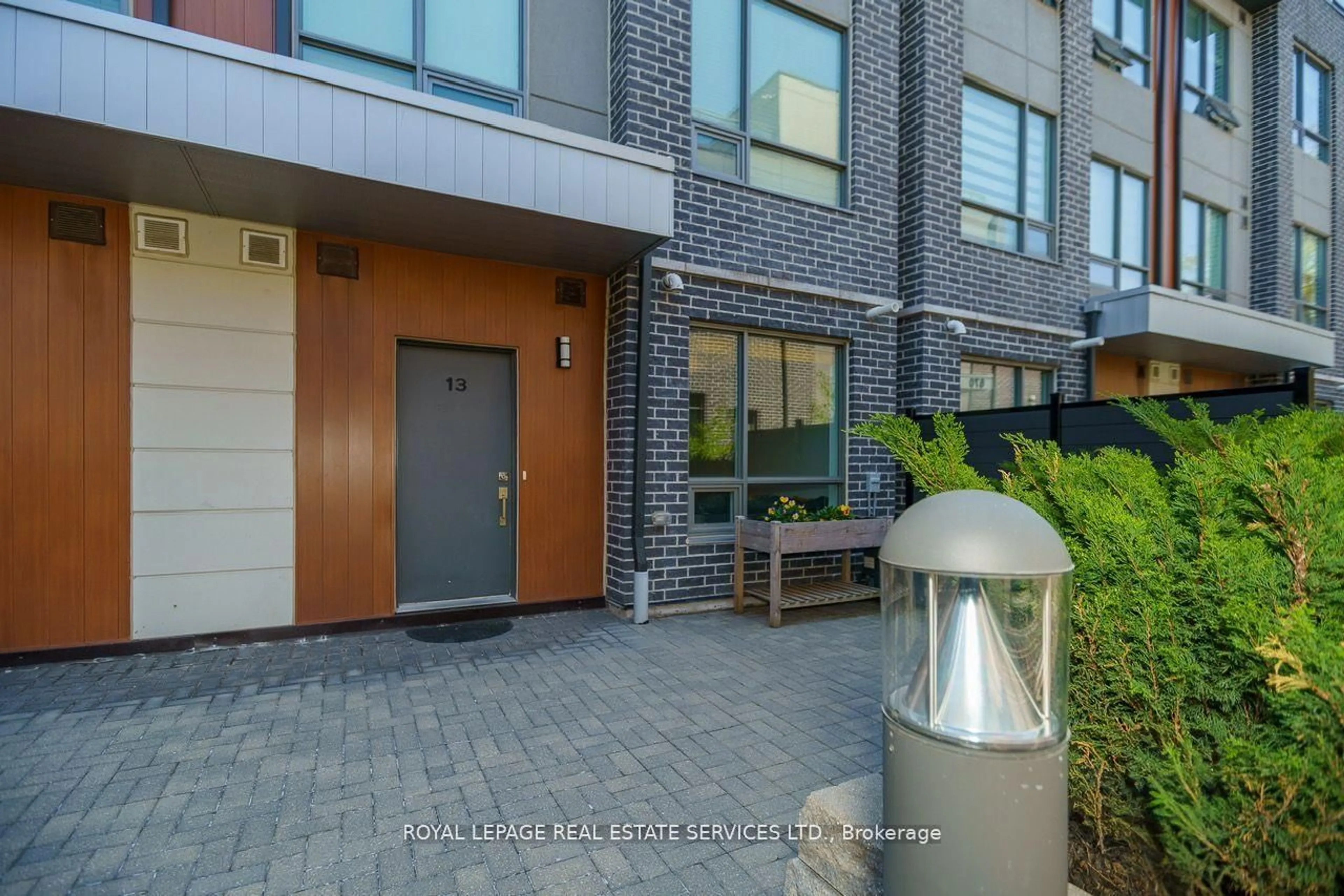 Unknown for 650 Atwater Ave #13, Mississauga Ontario L5E 3K2