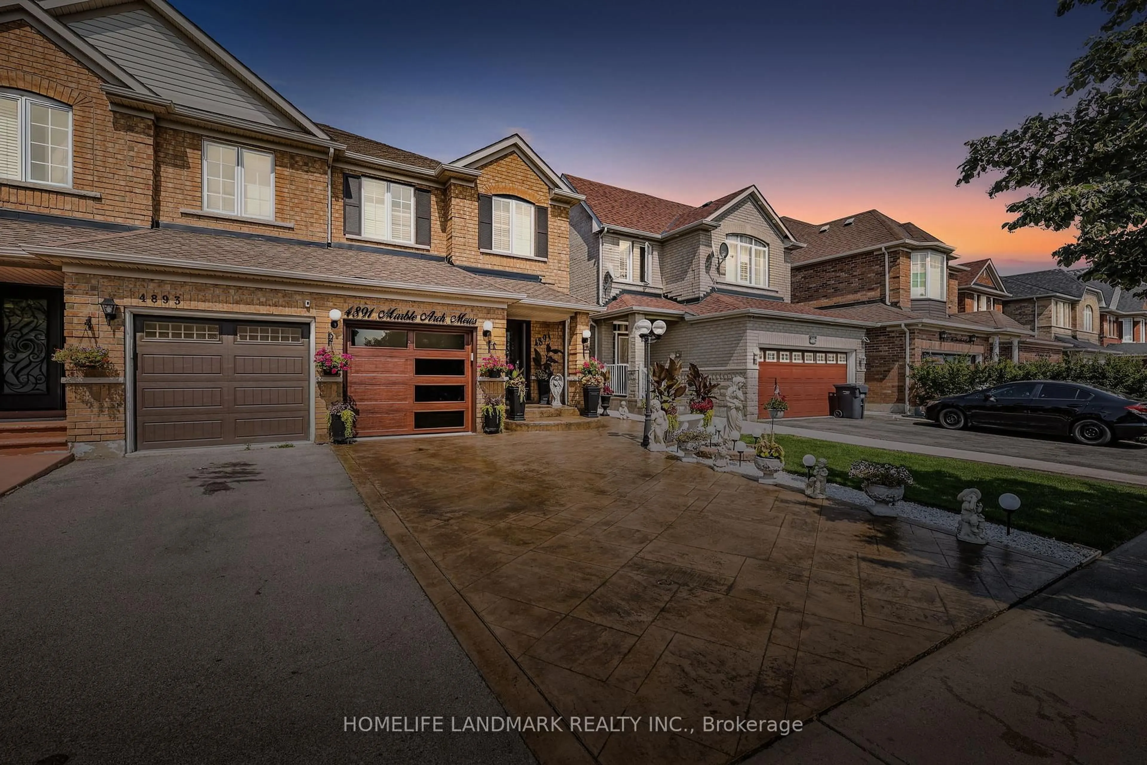 Unknown for 4891 Marble Arch Mews, Mississauga Ontario L5M 7P7