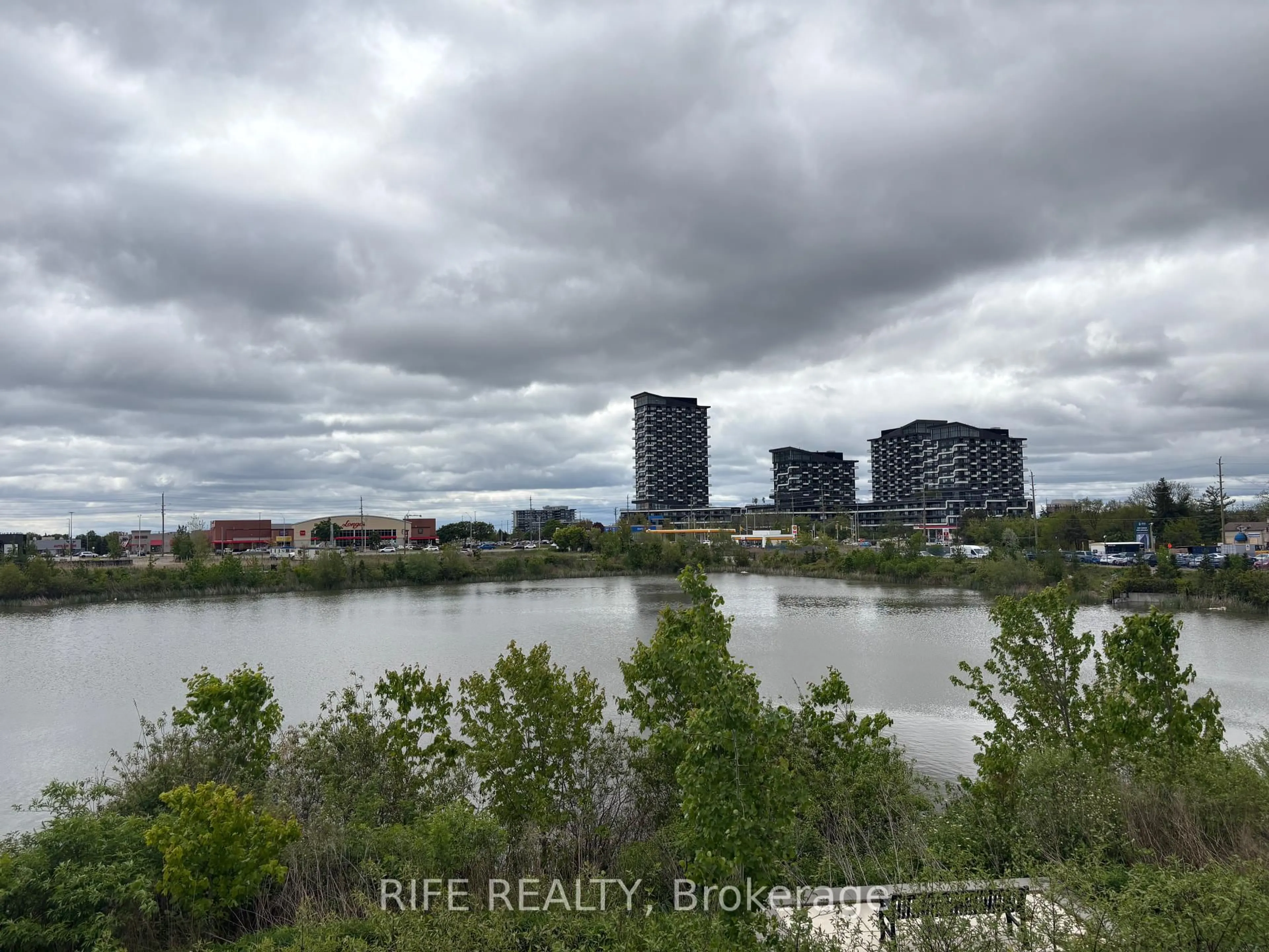 Unknown for 370 Athabasca Common, Oakville Ontario L6H 0R5