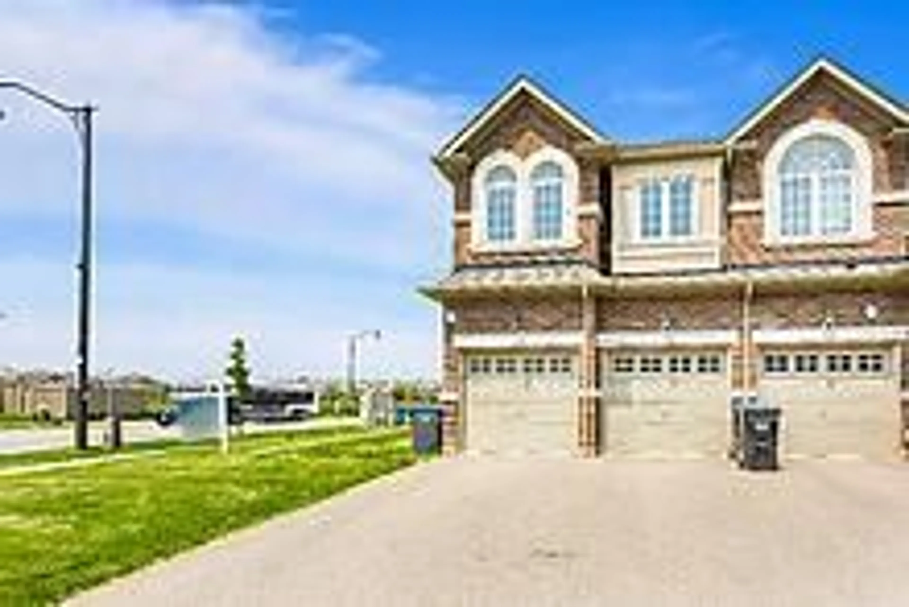 Home with brick exterior material, water/lake/river/ocean view for 273 Veterans Dr, Brampton Ontario L7A 4M5