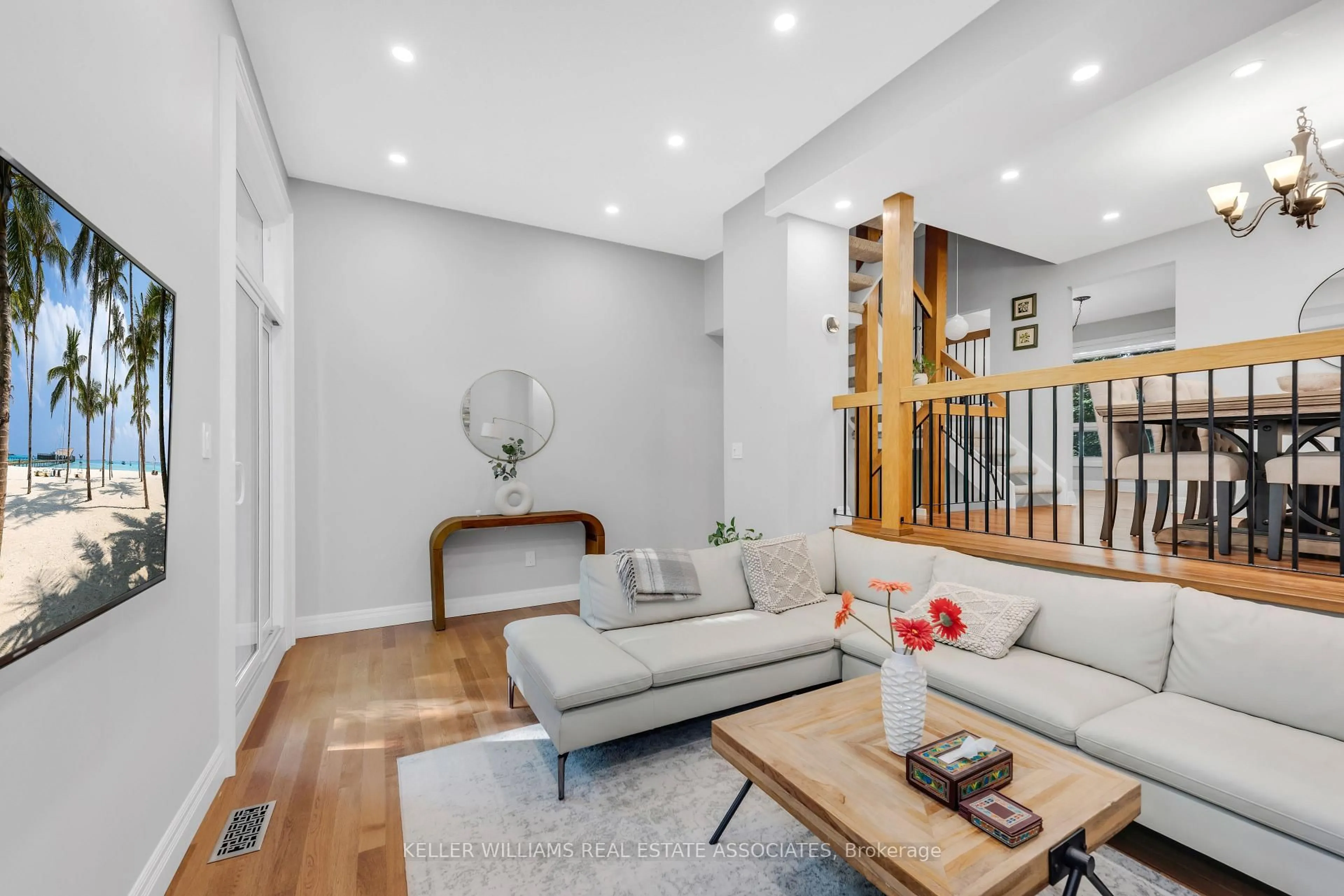 Unknown for 1250 Marlborough Crt #23, Oakville Ontario L6H 2W7