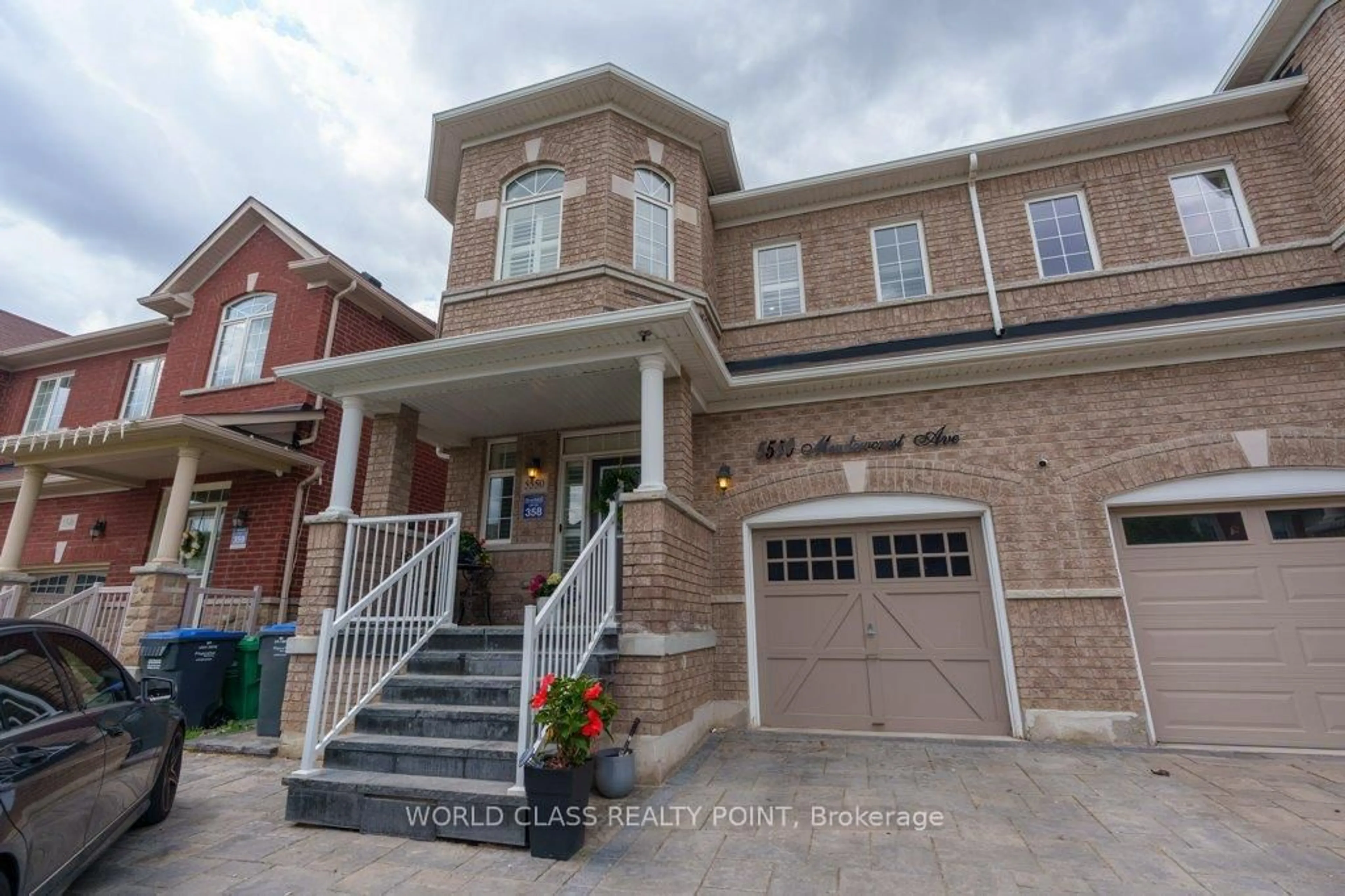 Home with brick exterior material, street for 5550 Meadowcrest Ave, Mississauga Ontario L5M 0N1