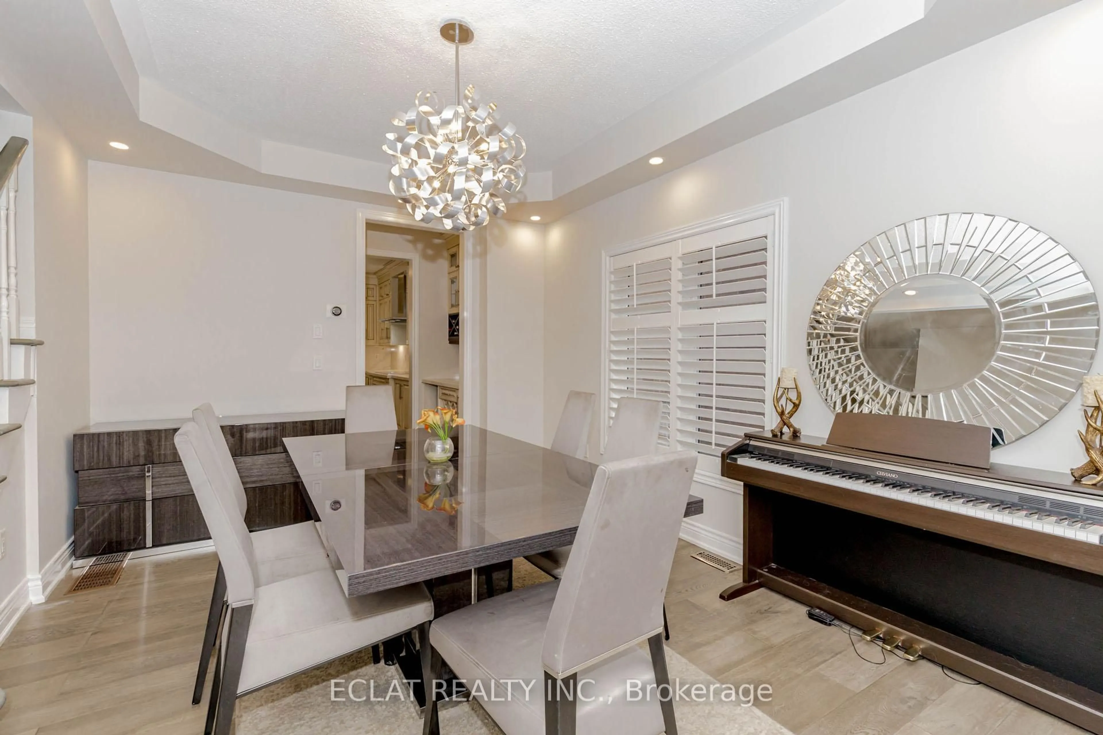 Dining room, unknown for 3513 Stonecutter Cres, Mississauga Ontario L5M 7N7