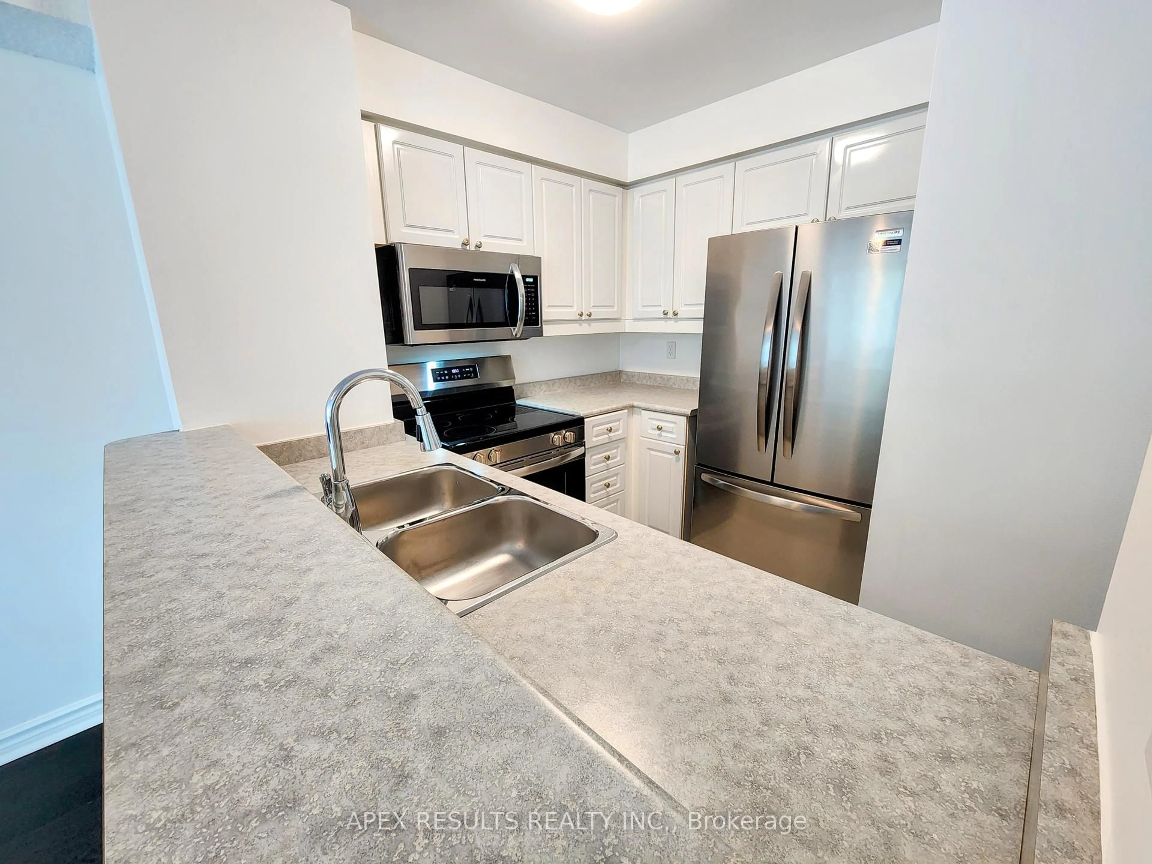Standard kitchen, unknown for 1276 Maple Crossing Blvd #208, Burlington Ontario L7S 2J9