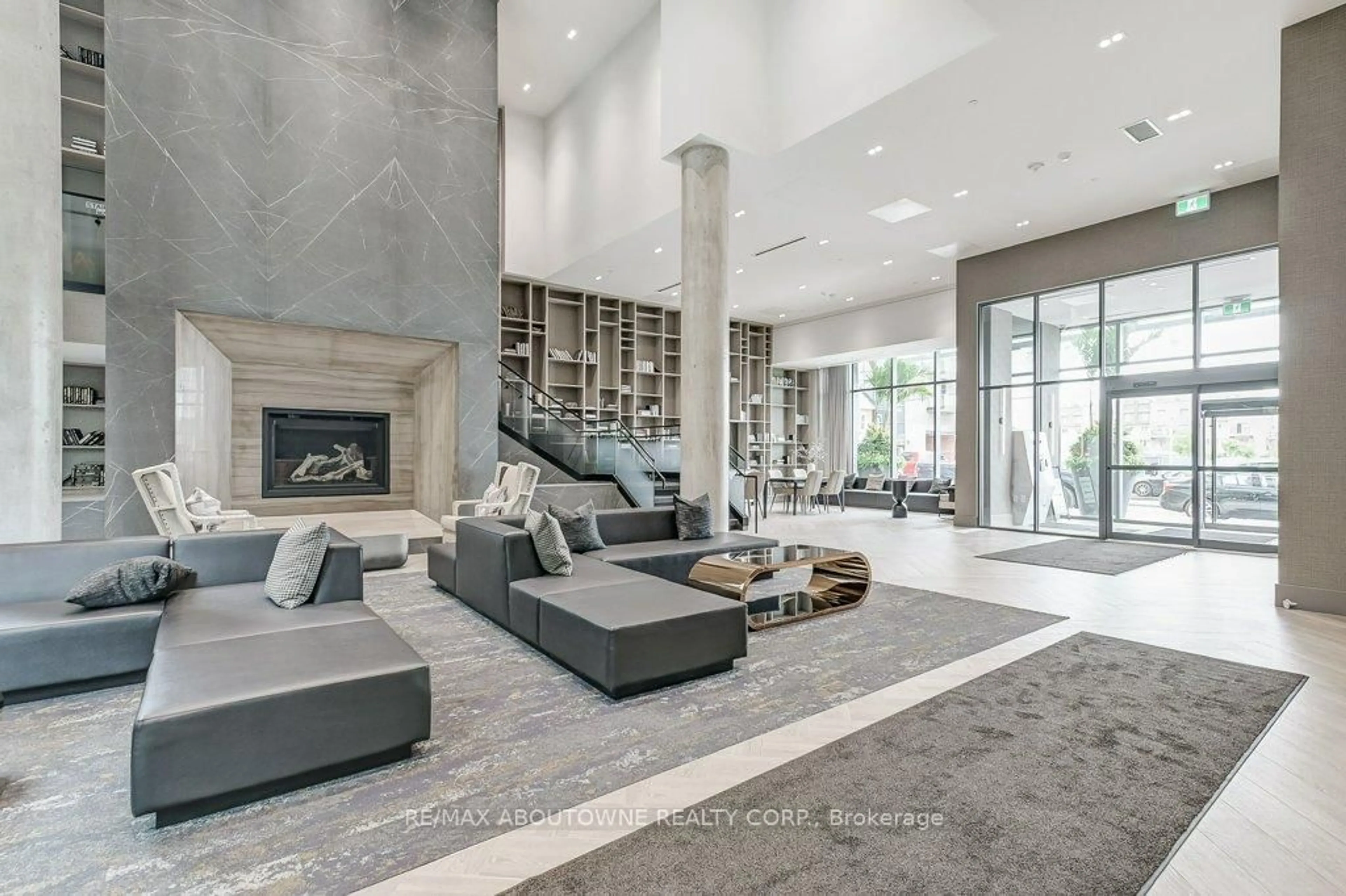 Lobby for 2450 Old Bronte Rd #449, Oakville Ontario L6M 5P6